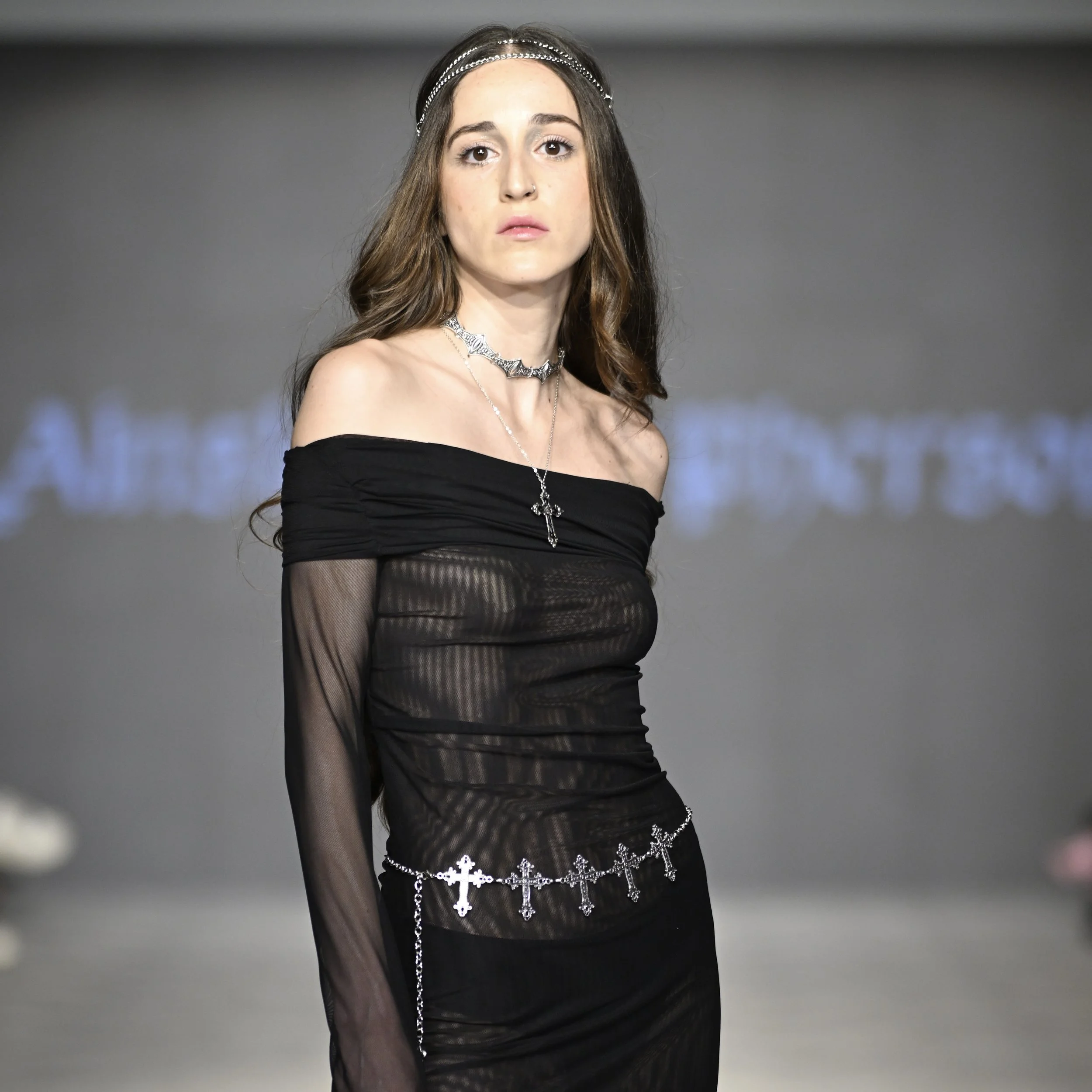 LOOK 5