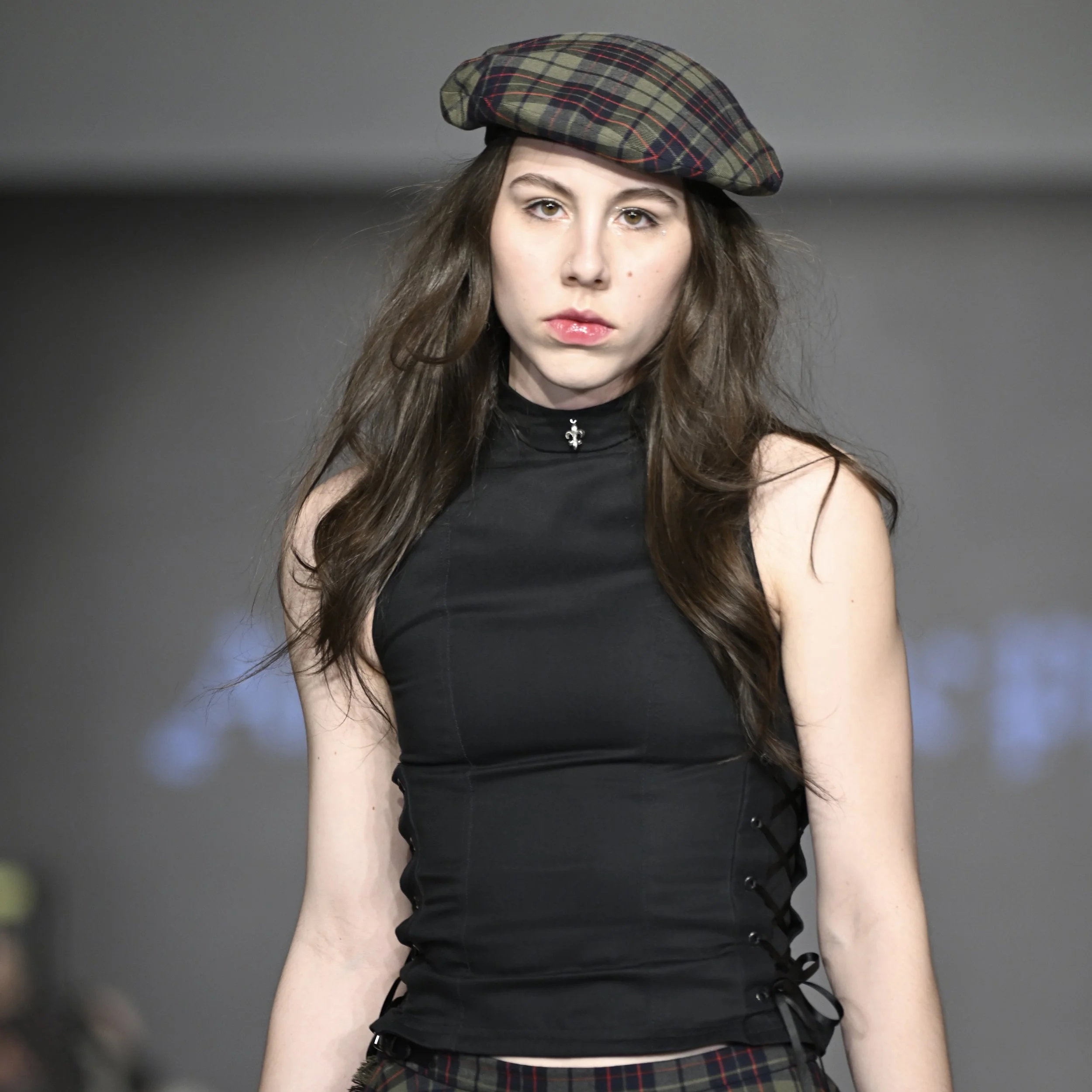 LOOK 3
