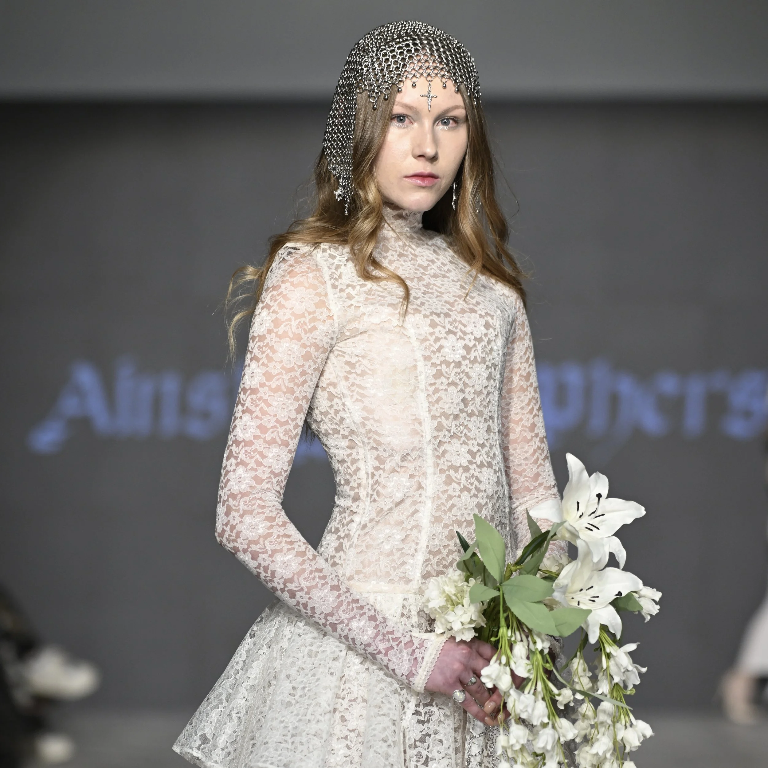 LOOK 8