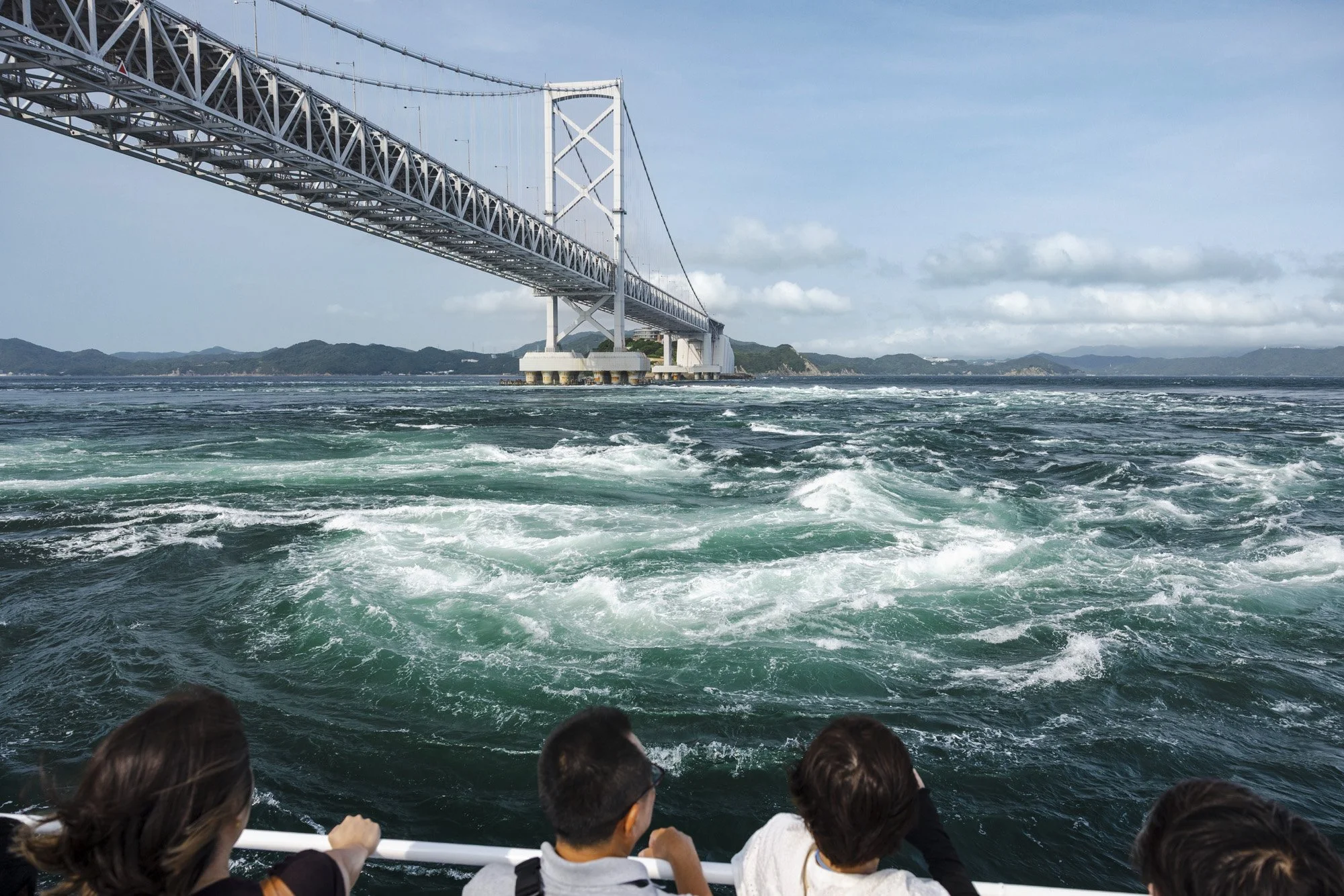 Naruto_Whirlpools_602R.jpg