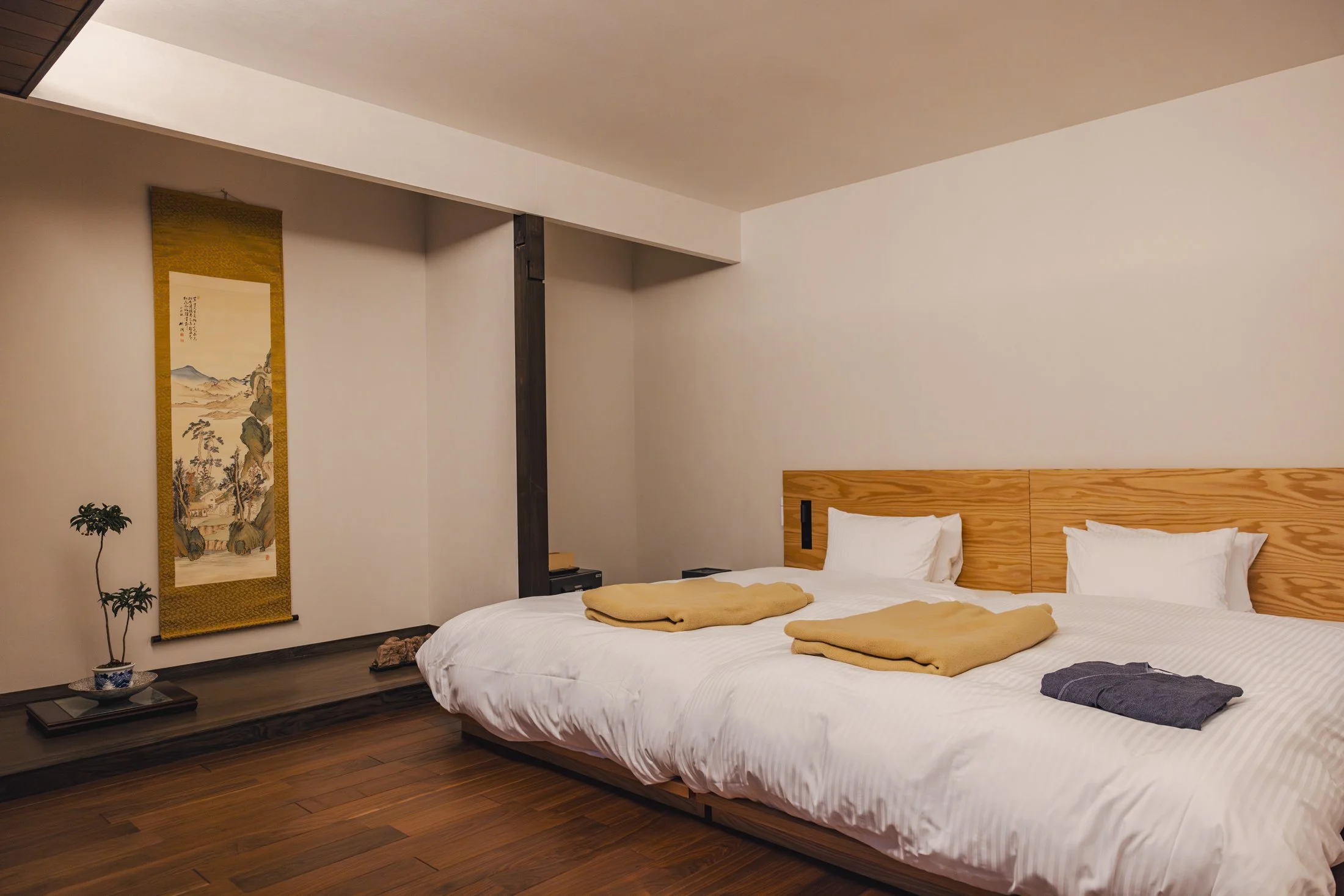 MikuniMinato_room_181-R.jpg