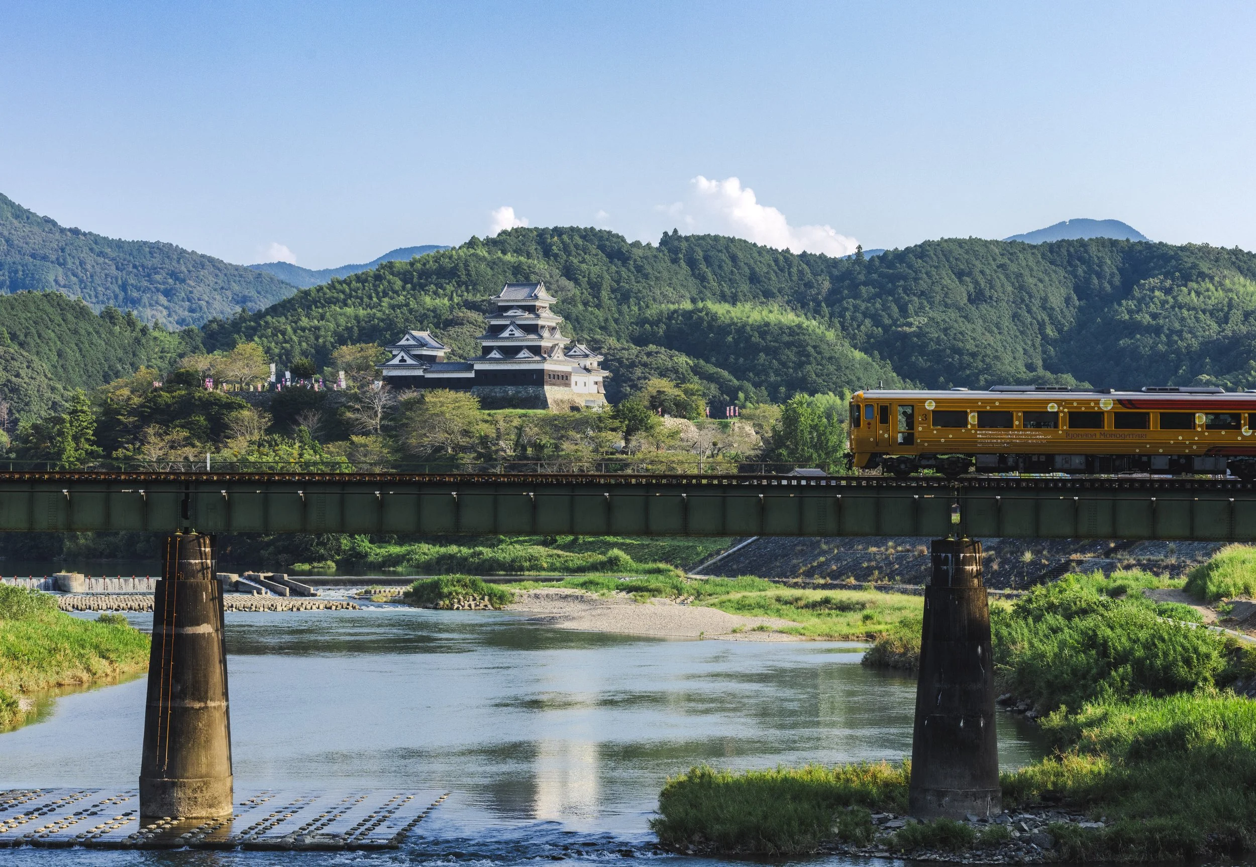 Ehime_Ozu_train_005.jpg