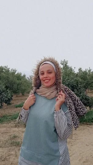 Dina 3.jpg