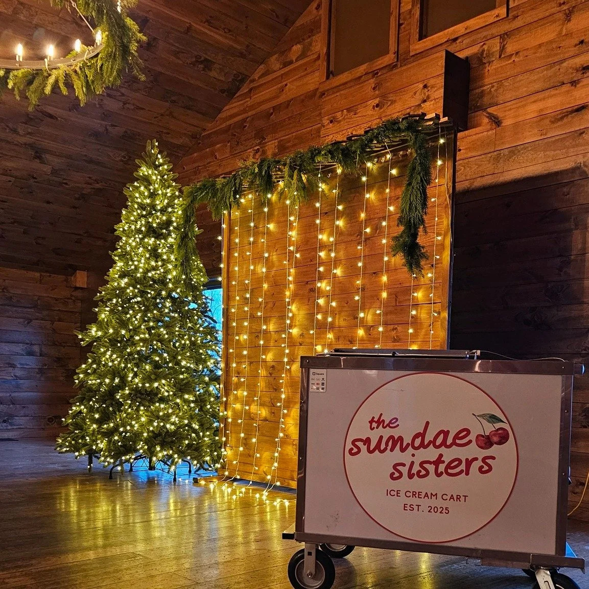 From our family to yours, we wish you a safe and happy holiday season.  We're looking forward to the warm weather and new surprises that 2026 will bring!
.
.
.
.
#icecreamlover #icecream #sundaes #fun #sundaefunday #birthdaycelebration #weddingdesser