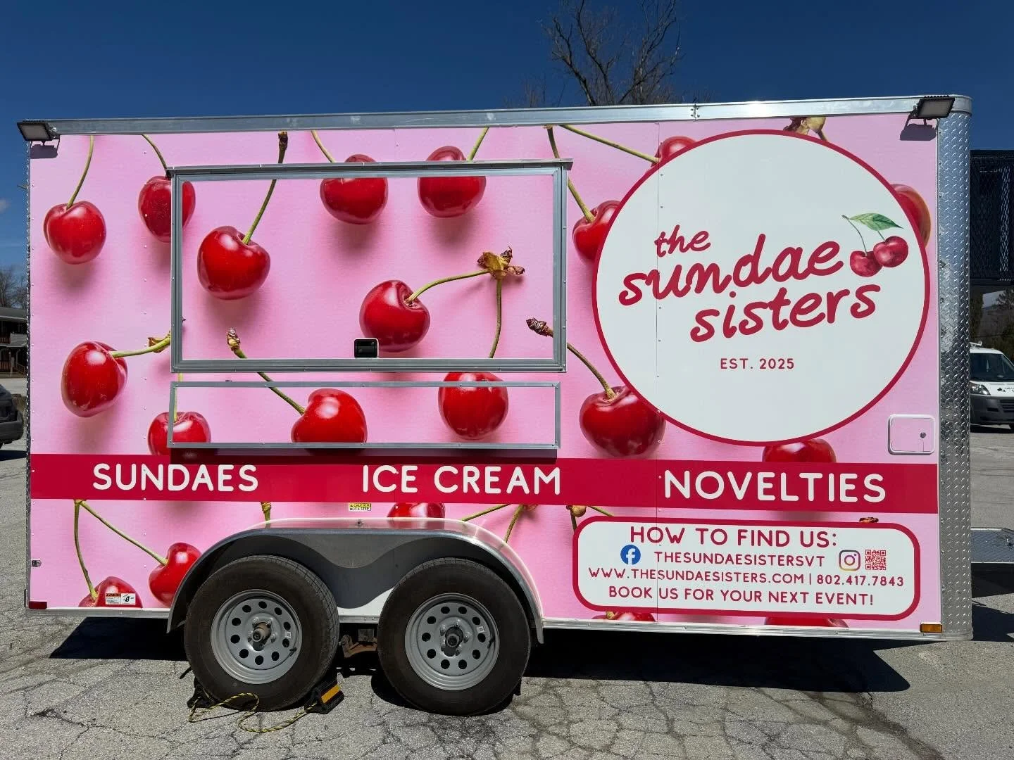 SAVE THE DATE! 

We will be serving  up all the deliciousness at @vintagemarketdaysofvermont April 24th-26th at the Vermont State Fairgrounds! Be sure to grab your tickets for this fun event and stop by and visit us to take care of your sweet tooth! 