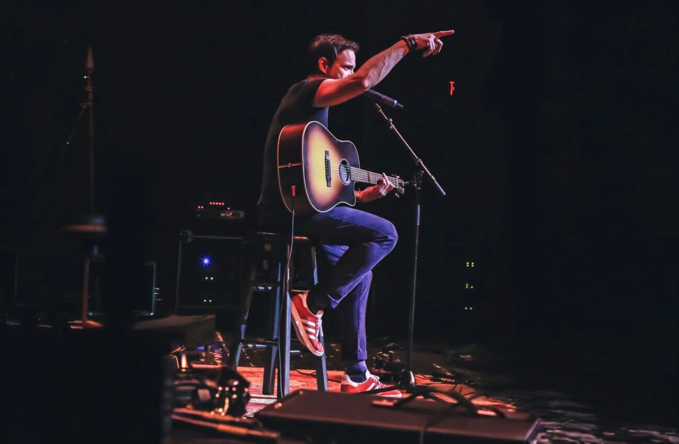 Rick Ferrell Brings Timeless American Songwriting to the Velvet Room