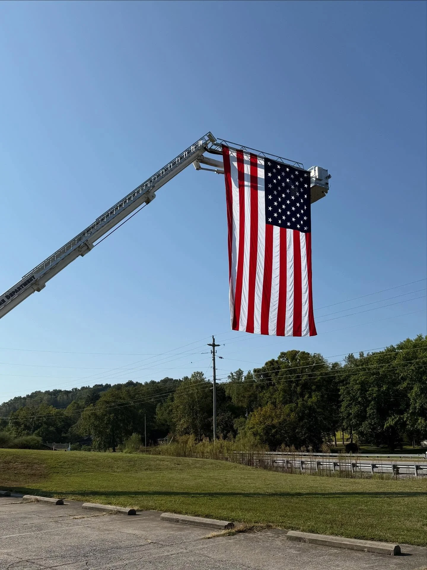 🇺🇸 Never Forget. Always Honor. 🇺🇸

Today, we pause to remember the lives lost, the heroes who rose in the face of tragedy, and the unity that carried our nation forward on September 11, 2001.

May this flag remind us of the strength, resilience, 