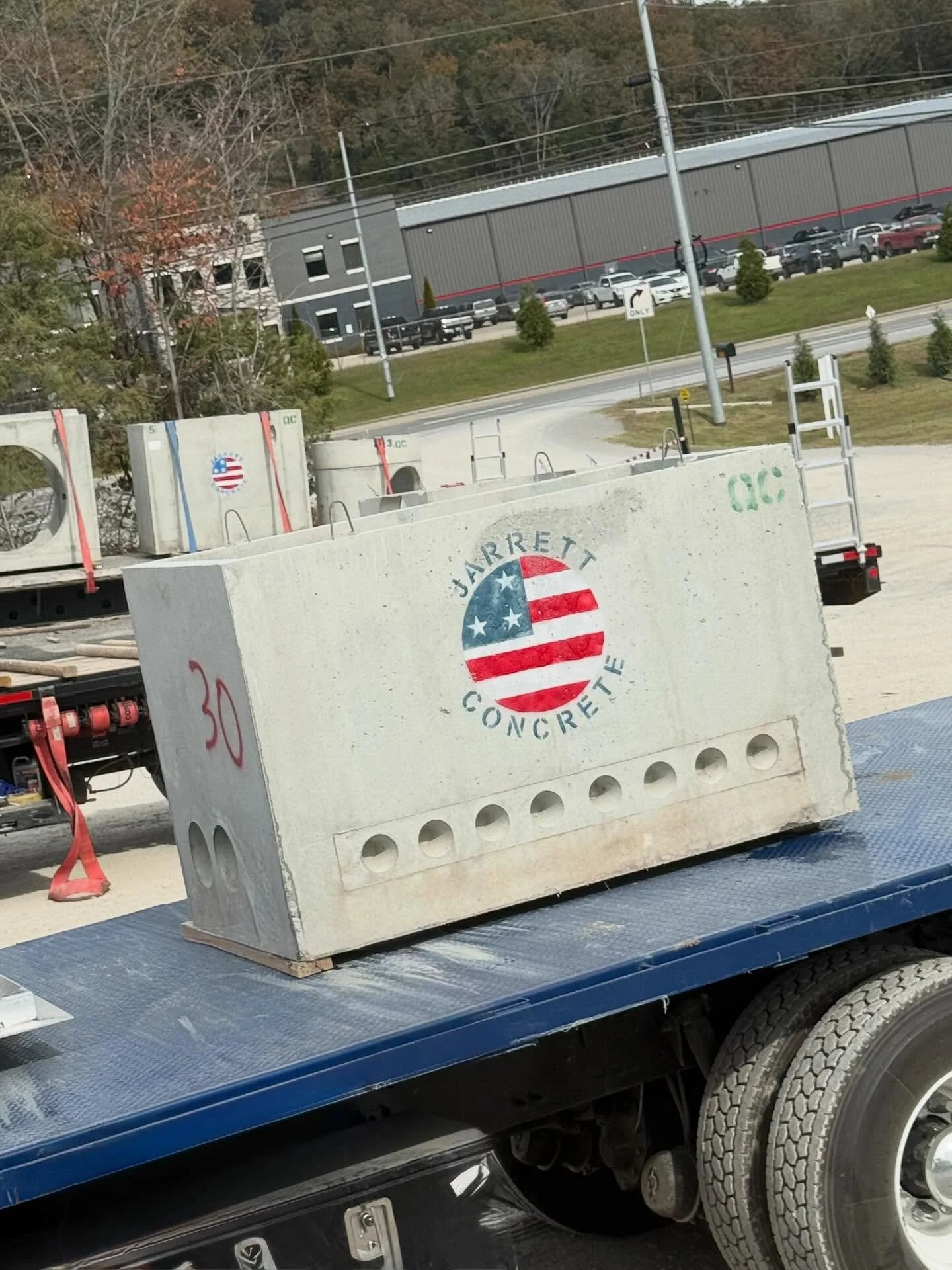 πΊπΈ Built to Last. Proudly Made in America.
At Jarrett Concrete, strength isn’t just in our products — it’s in our people, our craftsmanship, and our commitment to building better communities every single day.
πͺ Precision. Qualit