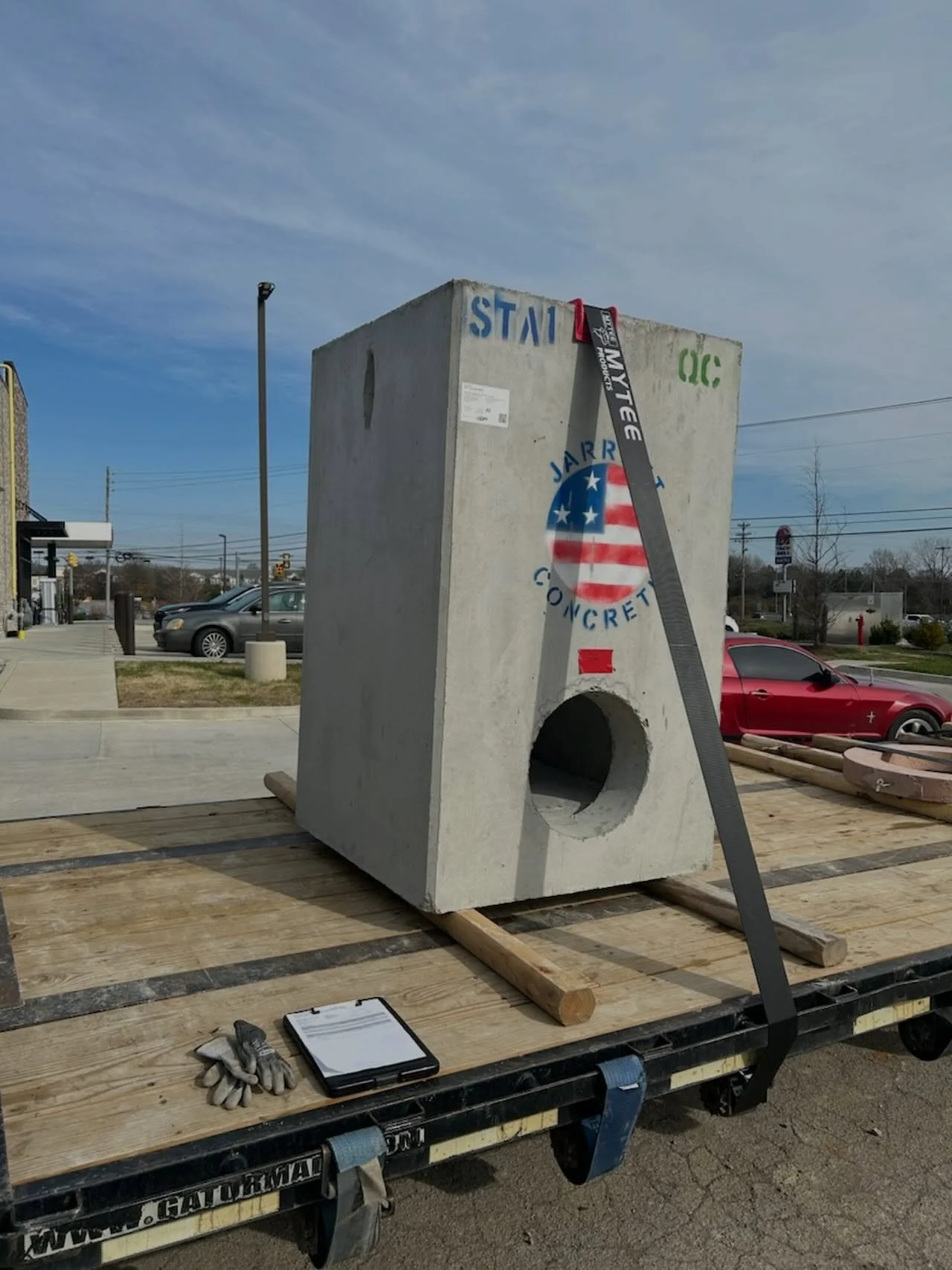 🚧 Another Jarrett Concrete Delivery! 🚧
Quality you can see and durability you can count on.

Today&rsquo;s load: a precision-built precast manhole structure heading out to the jobsite. Every unit is QC-approved, reinforced, and ready for long-term 