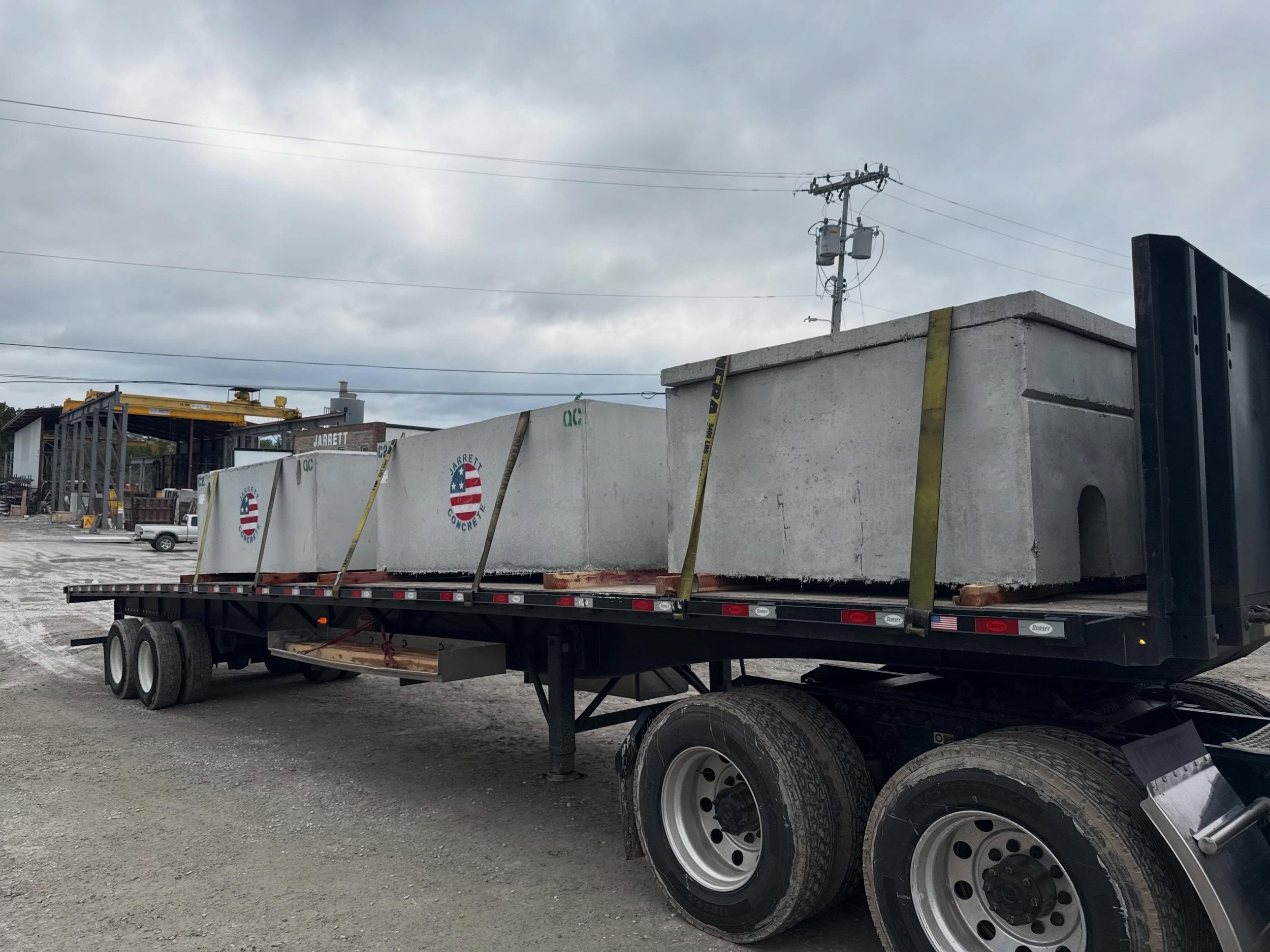 From big to small, we&rsquo;ve got your precast needs covered. 💪🏽

Whether it&rsquo;s large box culverts and utility structures heading to major infrastructure projects or smaller specialty products built with the same precision and durability, Jar