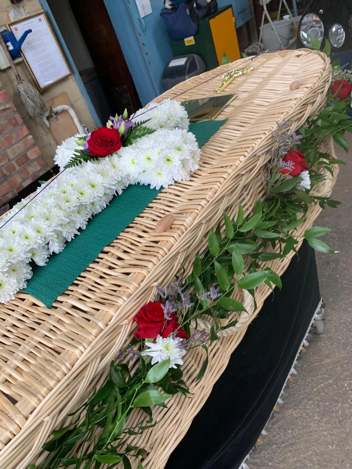 garland flowers.jpeg