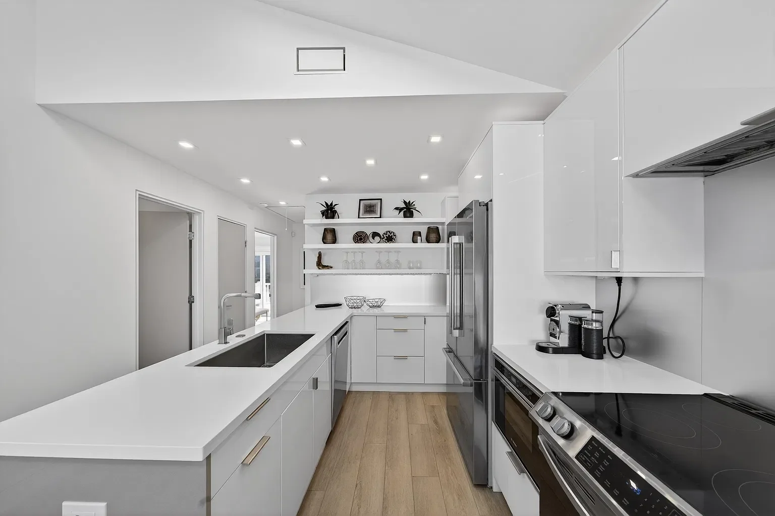 New white kitchen with quartz counters, 107 116th St, Stone Harbor, NJ