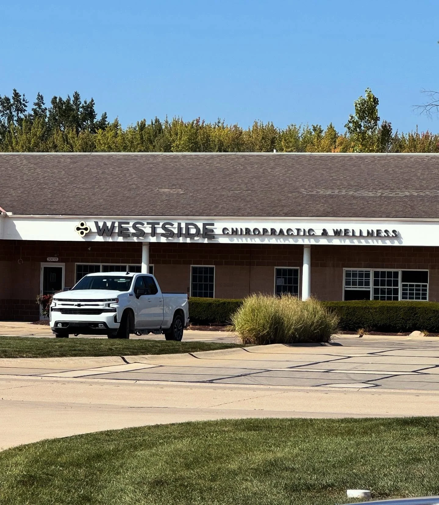 Becoming more official! We are so excited to be apart of the Avon community. 

Sign is up 🙌🏽

Wave when you drive by! We&rsquo;re hoping to be open and operational the first or second week of October 🙏🏼