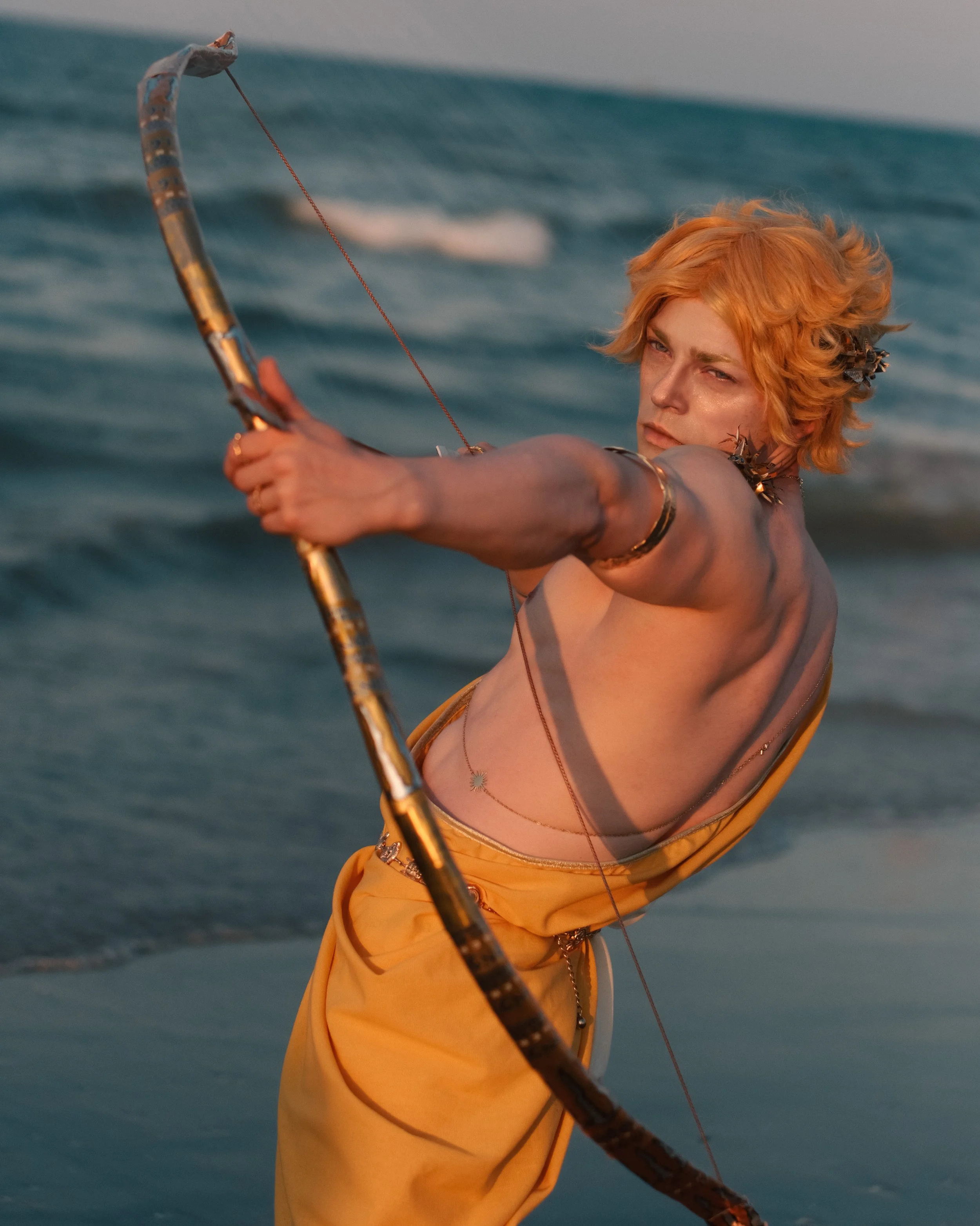Apollo - @pixelcosplay
