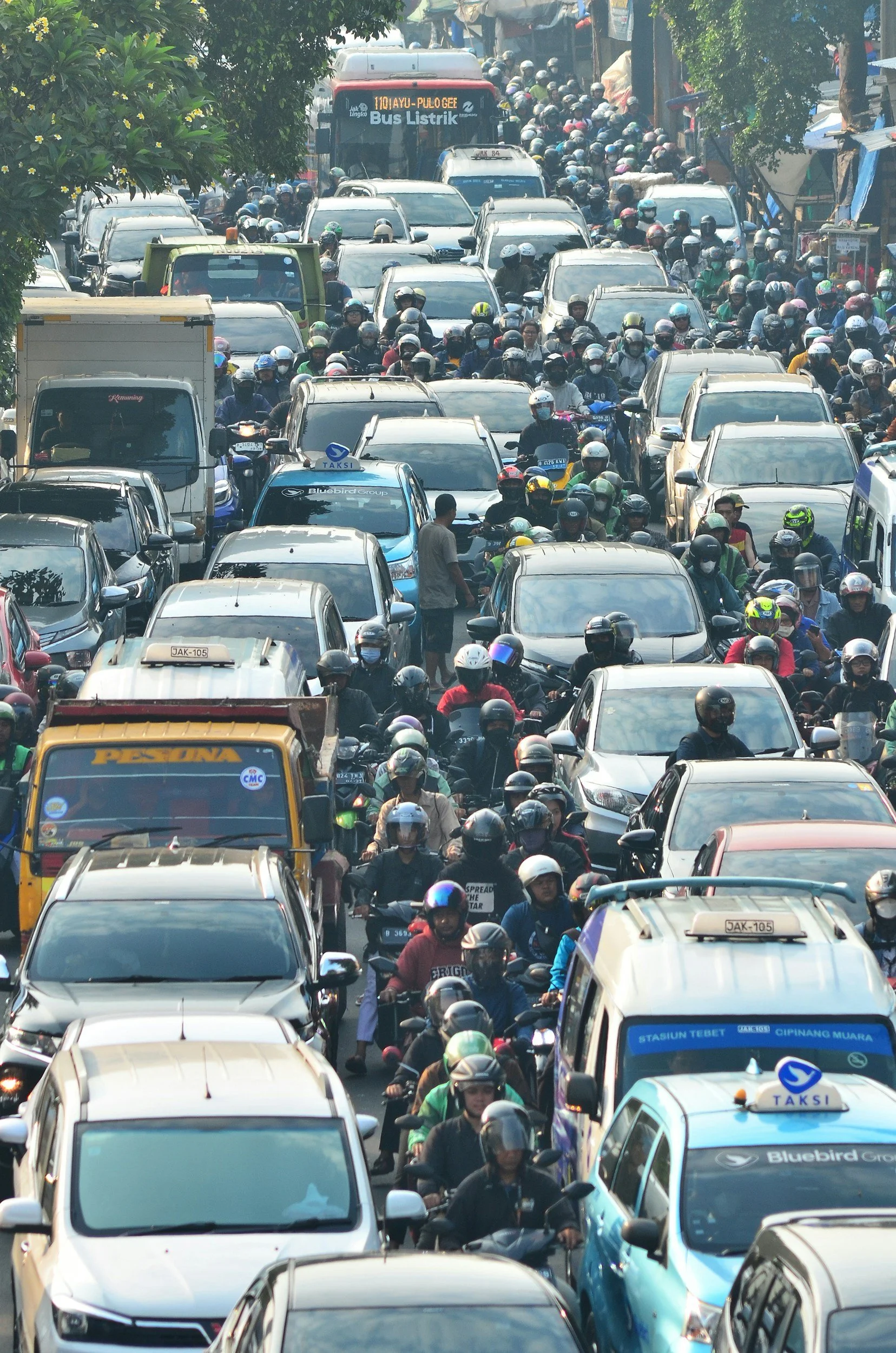 bottleneck traffic jam