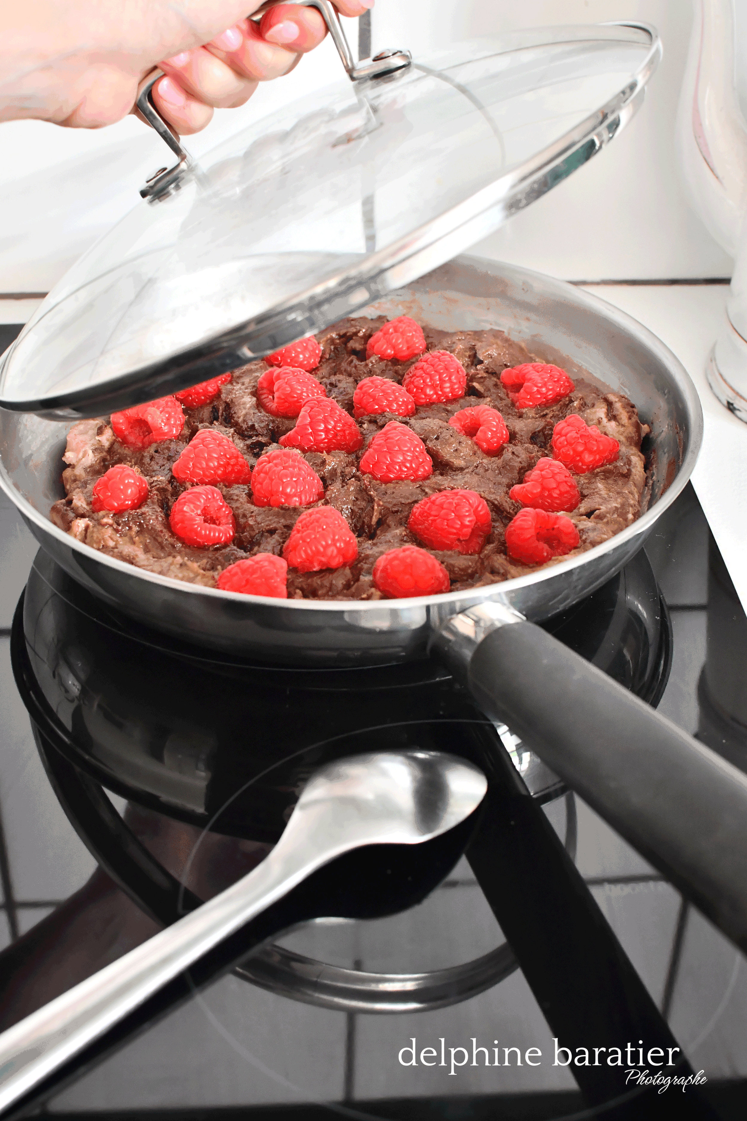 Fondant au chocolat framboise cuit minute - Delphine Baratier Photo