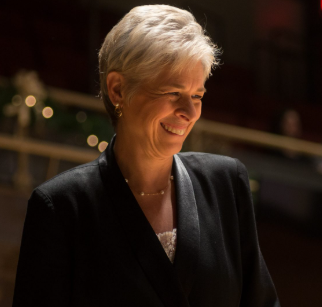 Deb Confredo Headshot.png