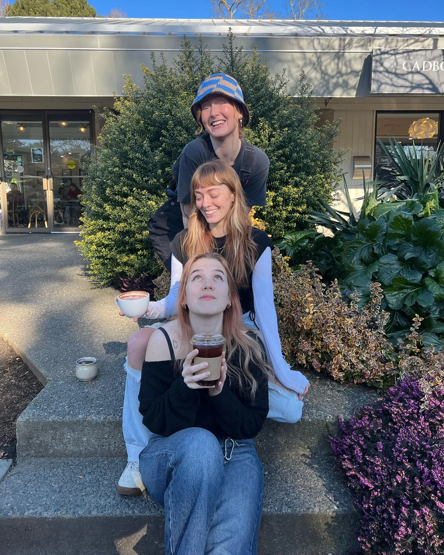Swipe to see how we feel about it officially being spring!🌸🤭💐