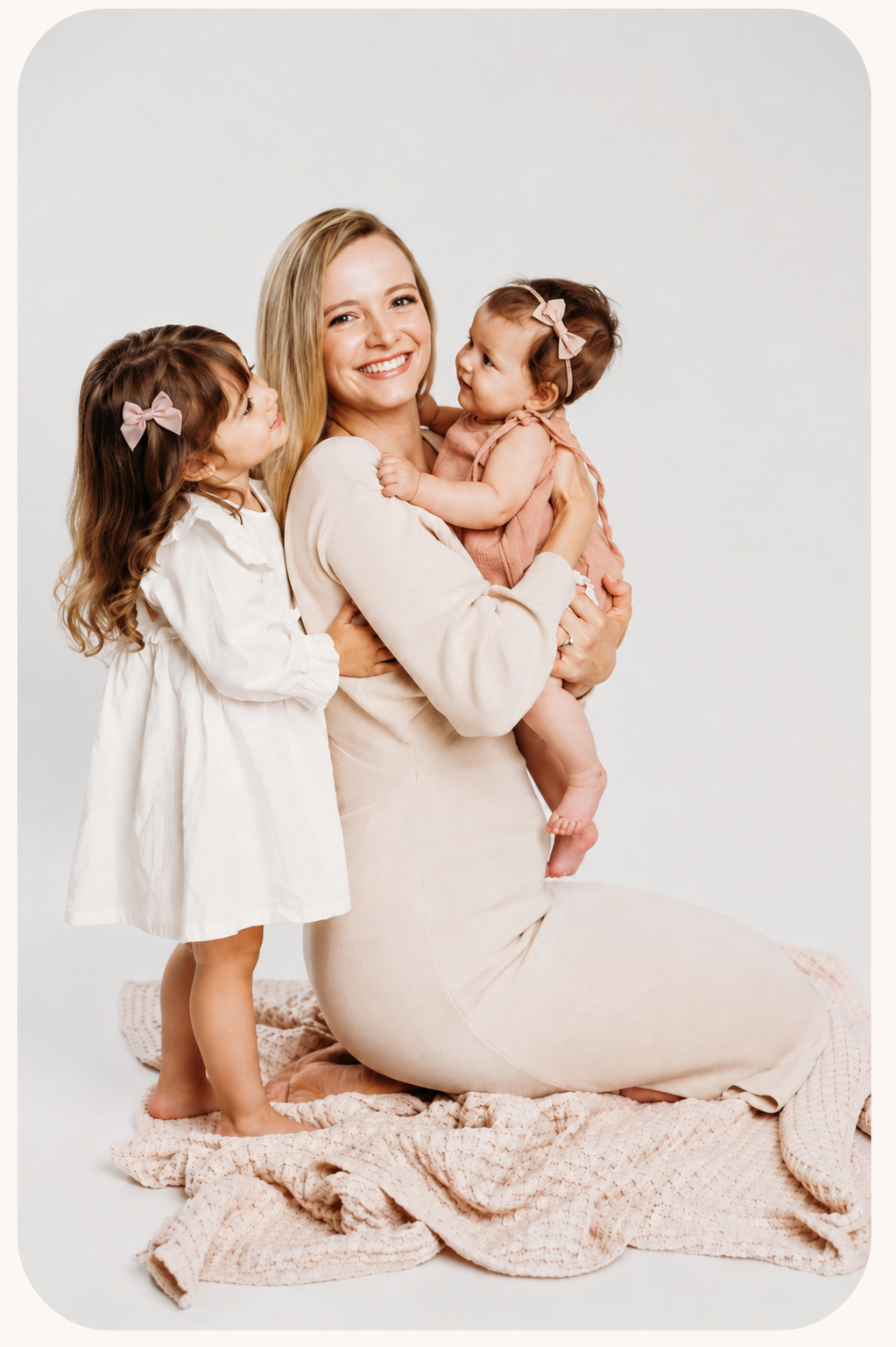 mom with kids, sweet photo, motherhood. postpartum. support