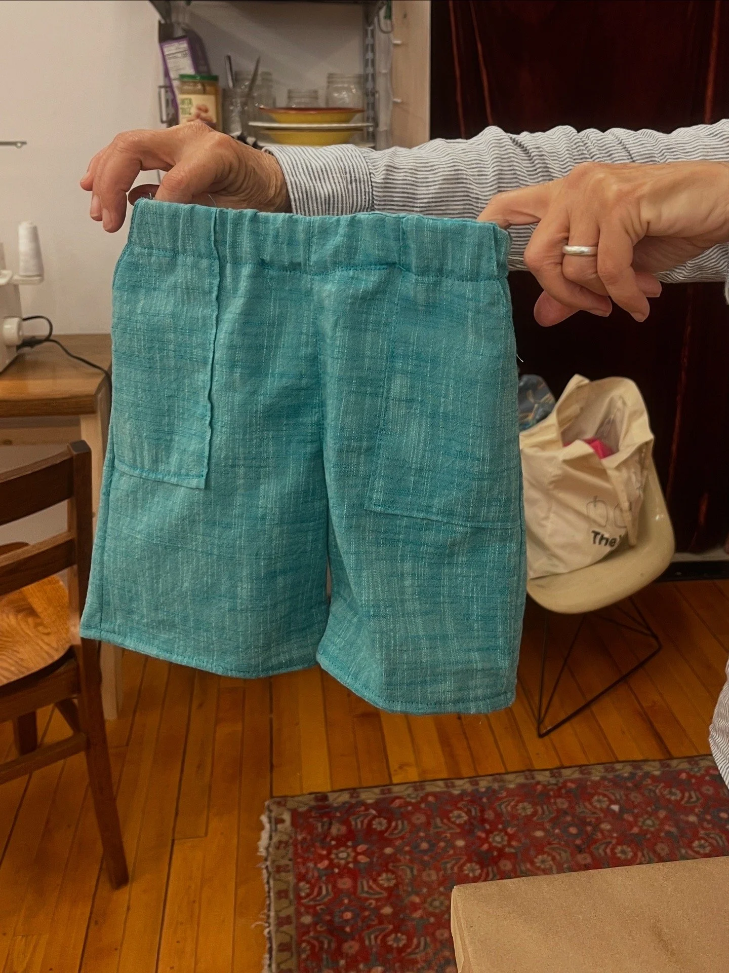 Fun summer shorts for a 4 yr old made of some rescued gorgeous linen.