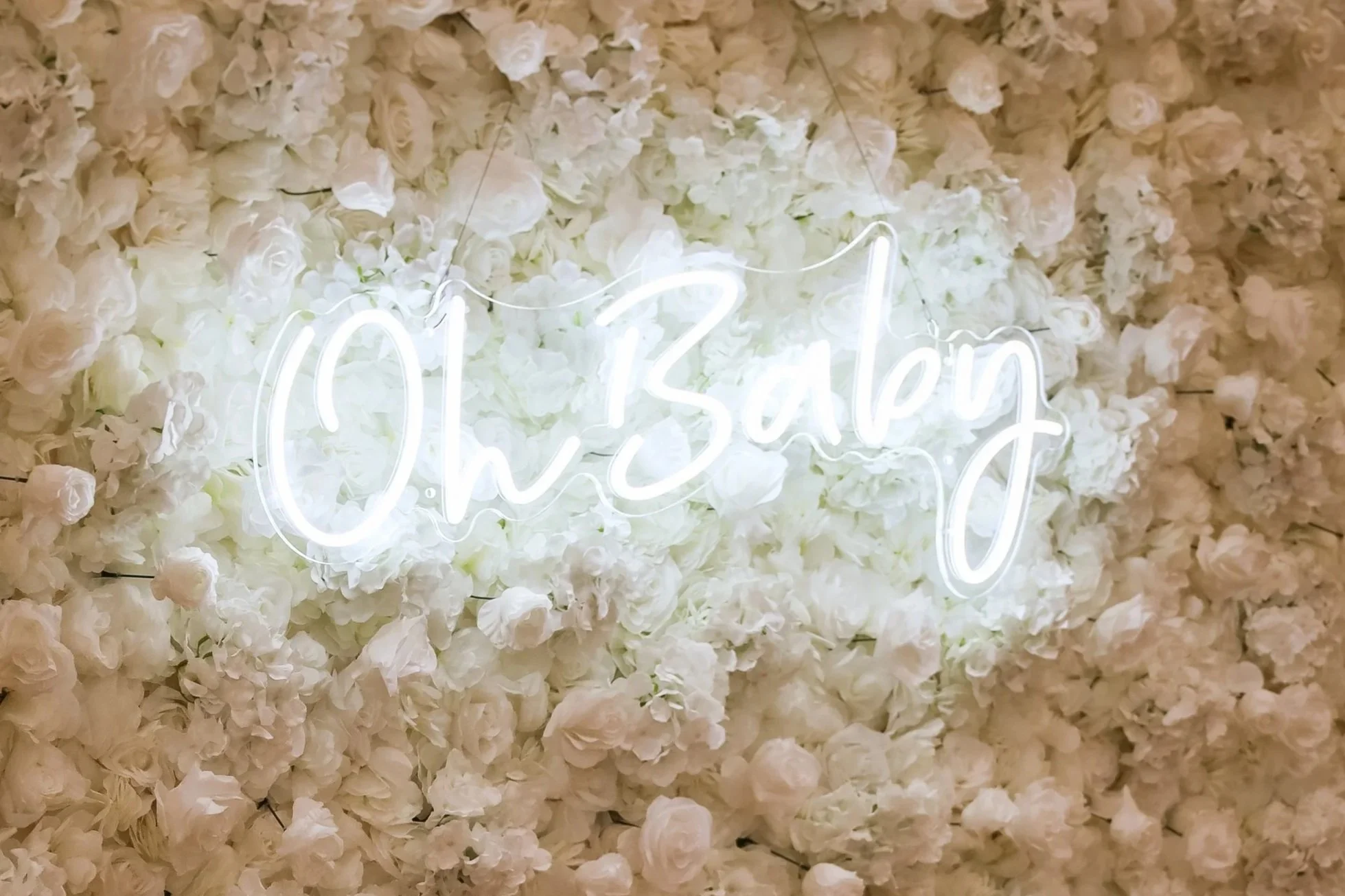 'Oh Baby' Neon