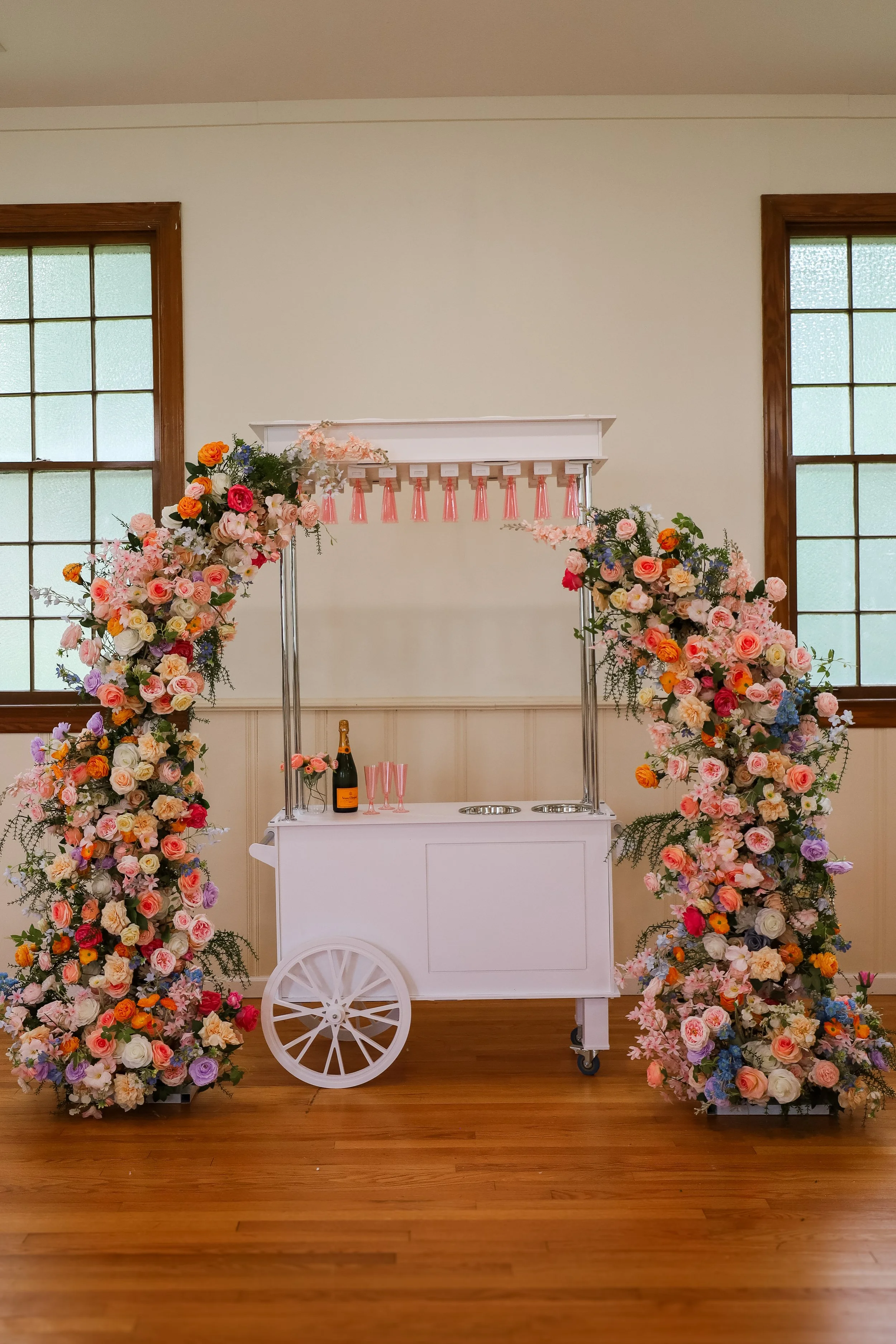 The 'Vivi Bubbly' Cart