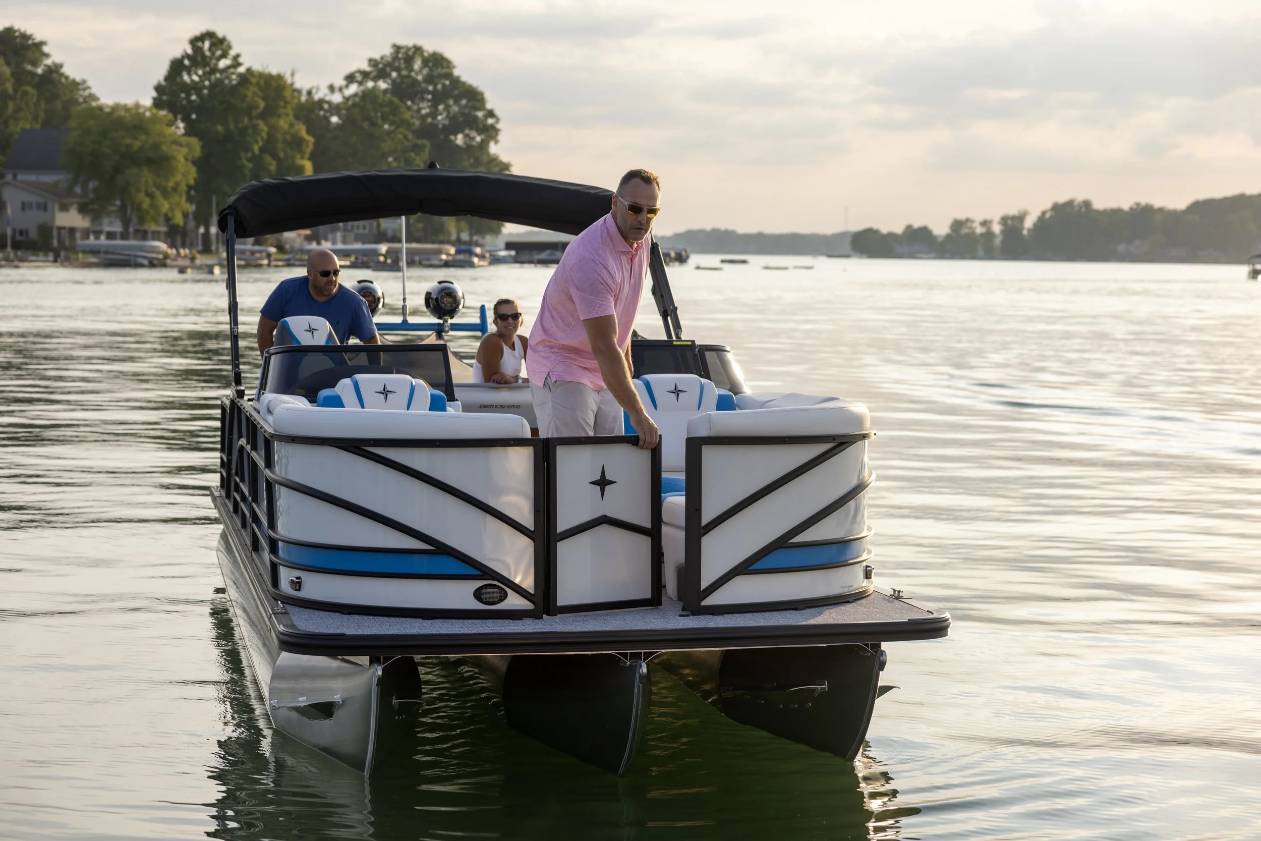 Berkshire_Entertain (25 UL DC STS)_0316_1.jpg