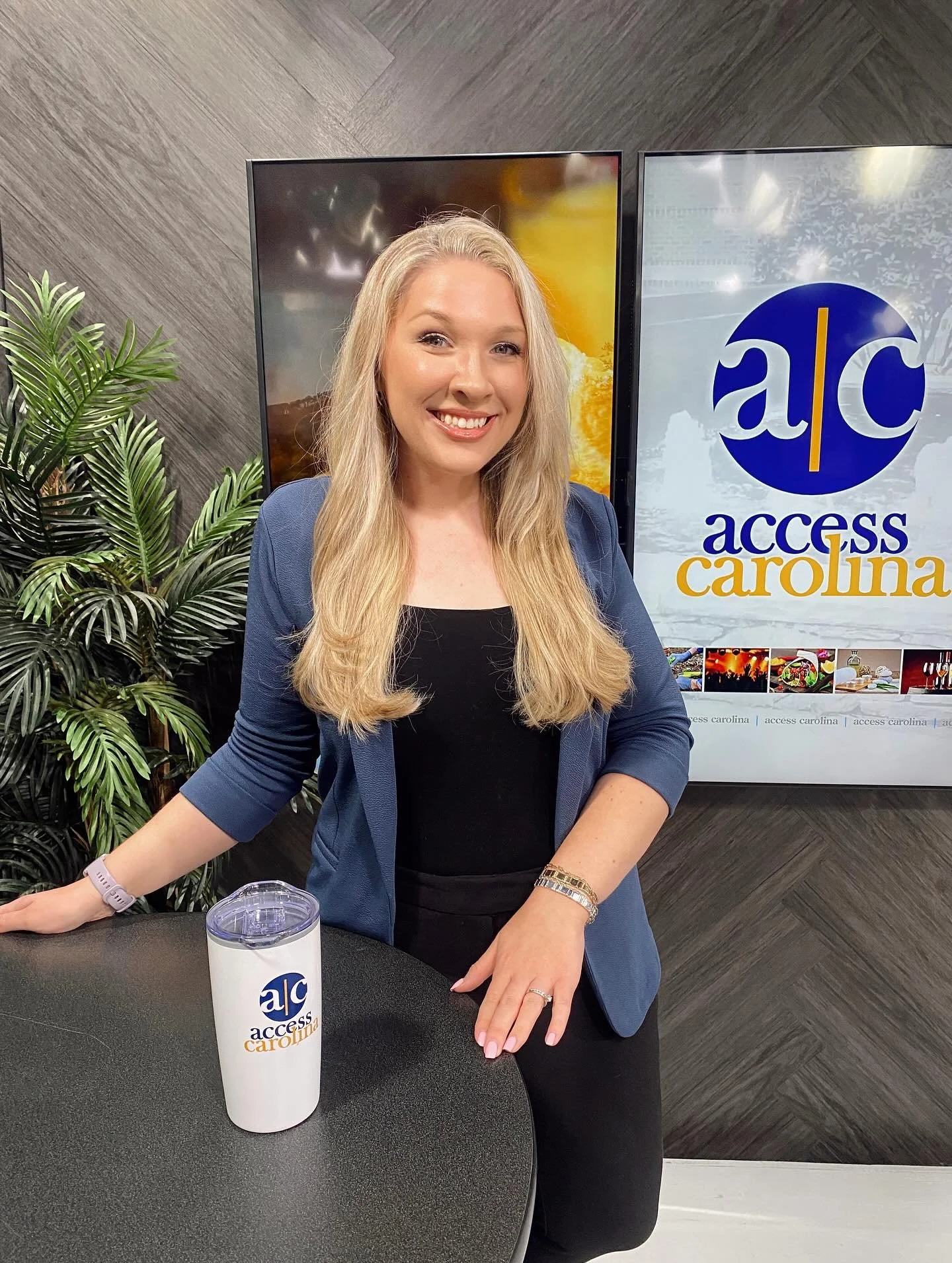 First day at @foxcarolinanews and @accesscarolina_gvl 🎙️Can&rsquo;t wait for day 2! ❤️💙