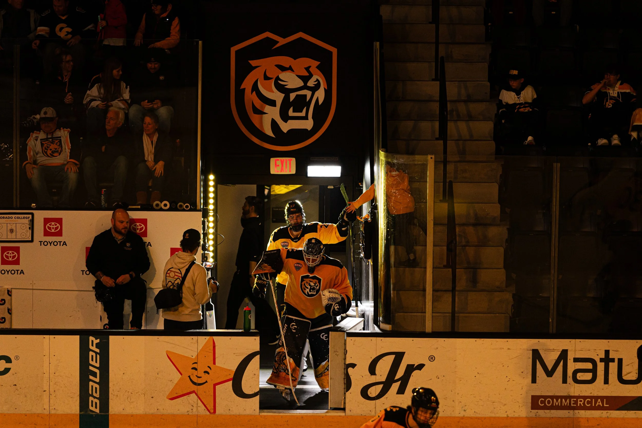 260110-CC-Hockey-vs-UND-64.jpg