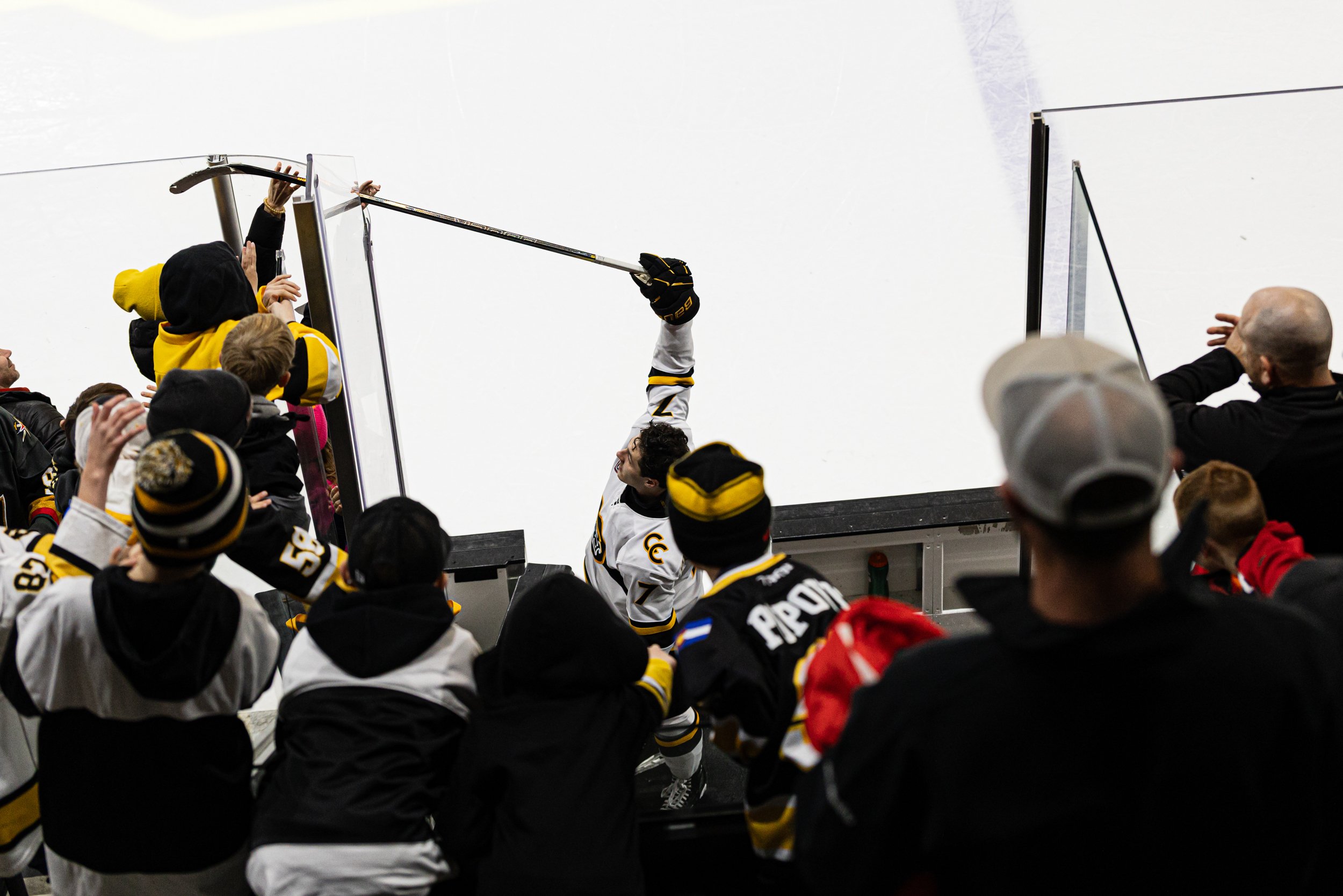 260109-CC-Hockey-vs-UND-226.jpg