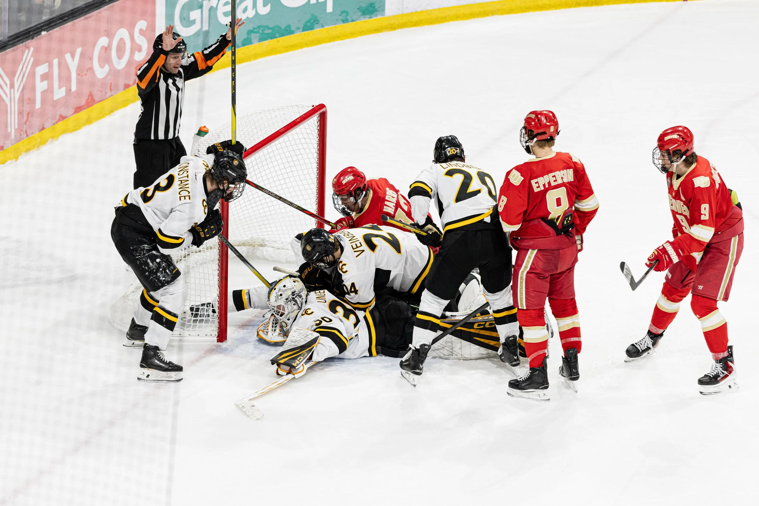 260206-CC-Hockey-vs-Denver-163.jpg