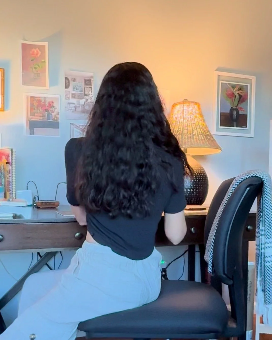 NEW PRINT!

My face in this video tells you everything you need to know about how I feel when putting my prints up for sale: excited, proud, nervous, doubtful, etc.

I hope you like it!

- - - - - - -

Happy hour is always happier with a book&hellip;