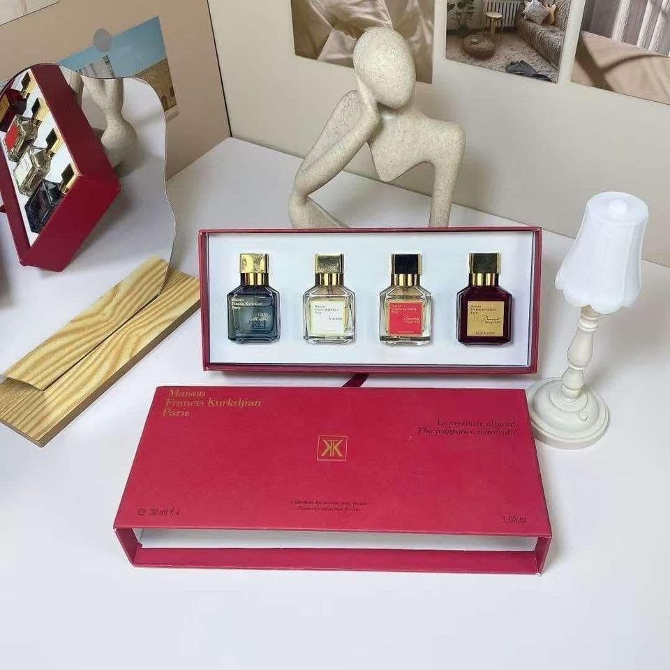 Style #135 Ladies Perfume Set