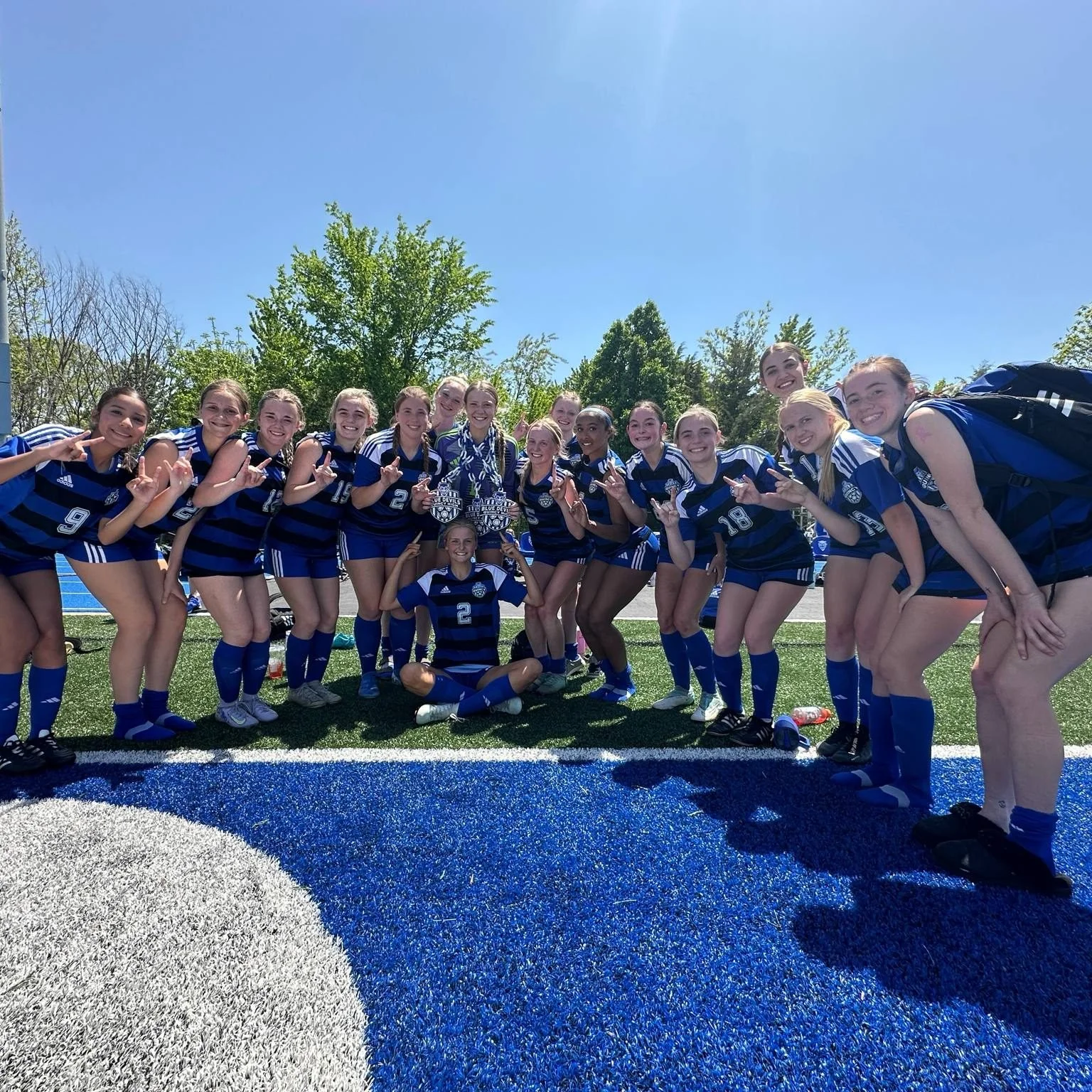 The@qhsgirlssoccerrr  took on Jefferson City this past weekend, and oh what a game to end the regular season on! Ashley Walbring was locked in from the jump leading the team in defending the 31 yard goal Avery Morrison threaded in off the assist from