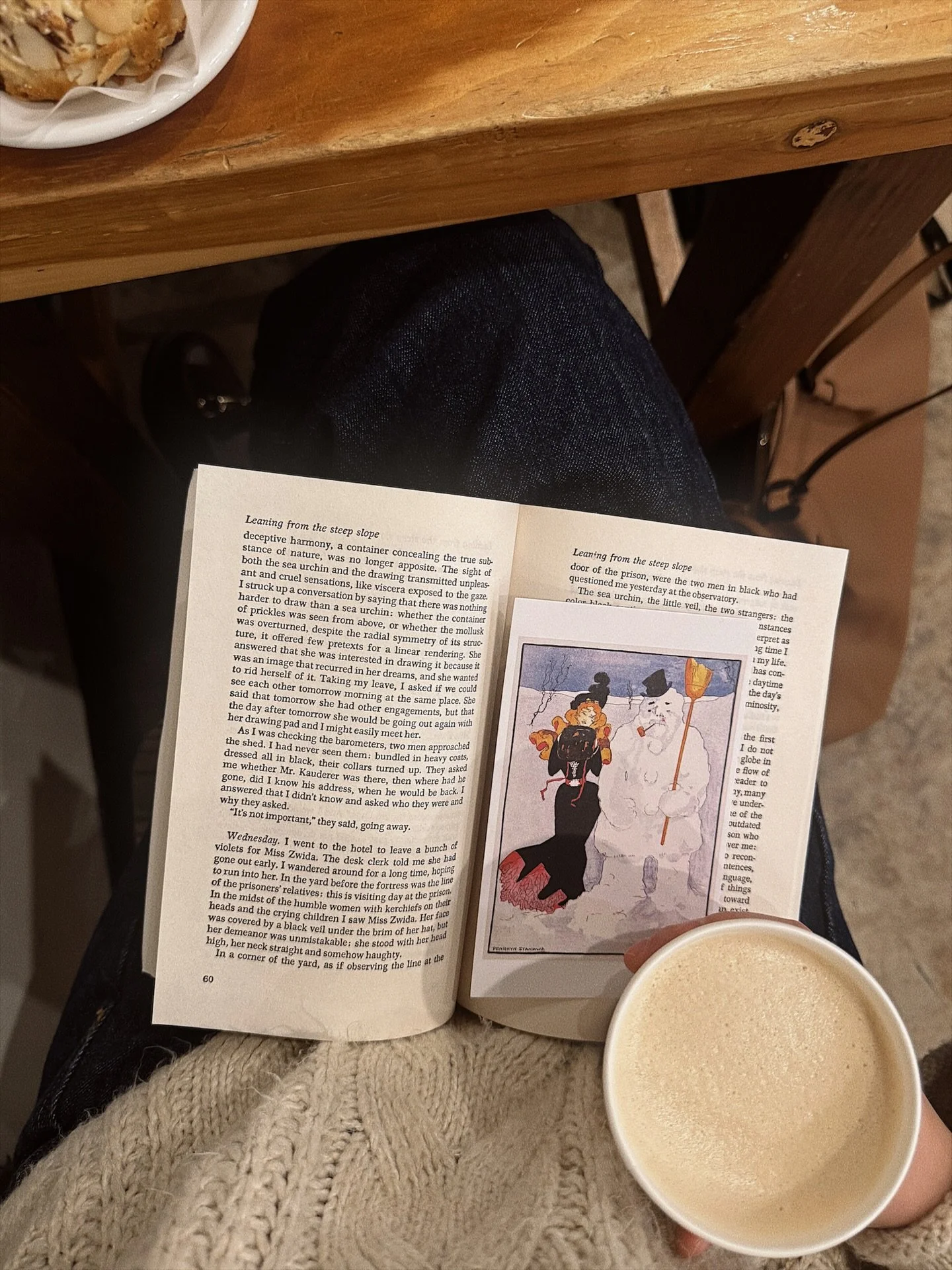 Winter + reading in a cafe with a chai = 😍😍😍