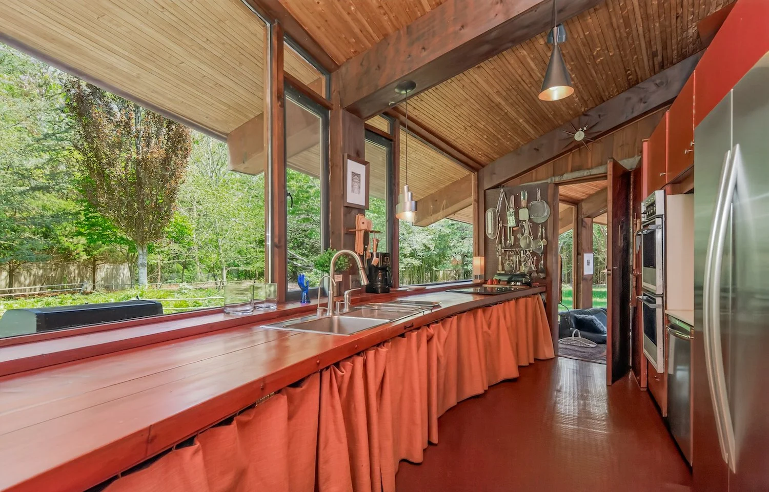 Rental Listing_Landey_26 Deep Six Drive_East Hampton_05-2026-6.jpg