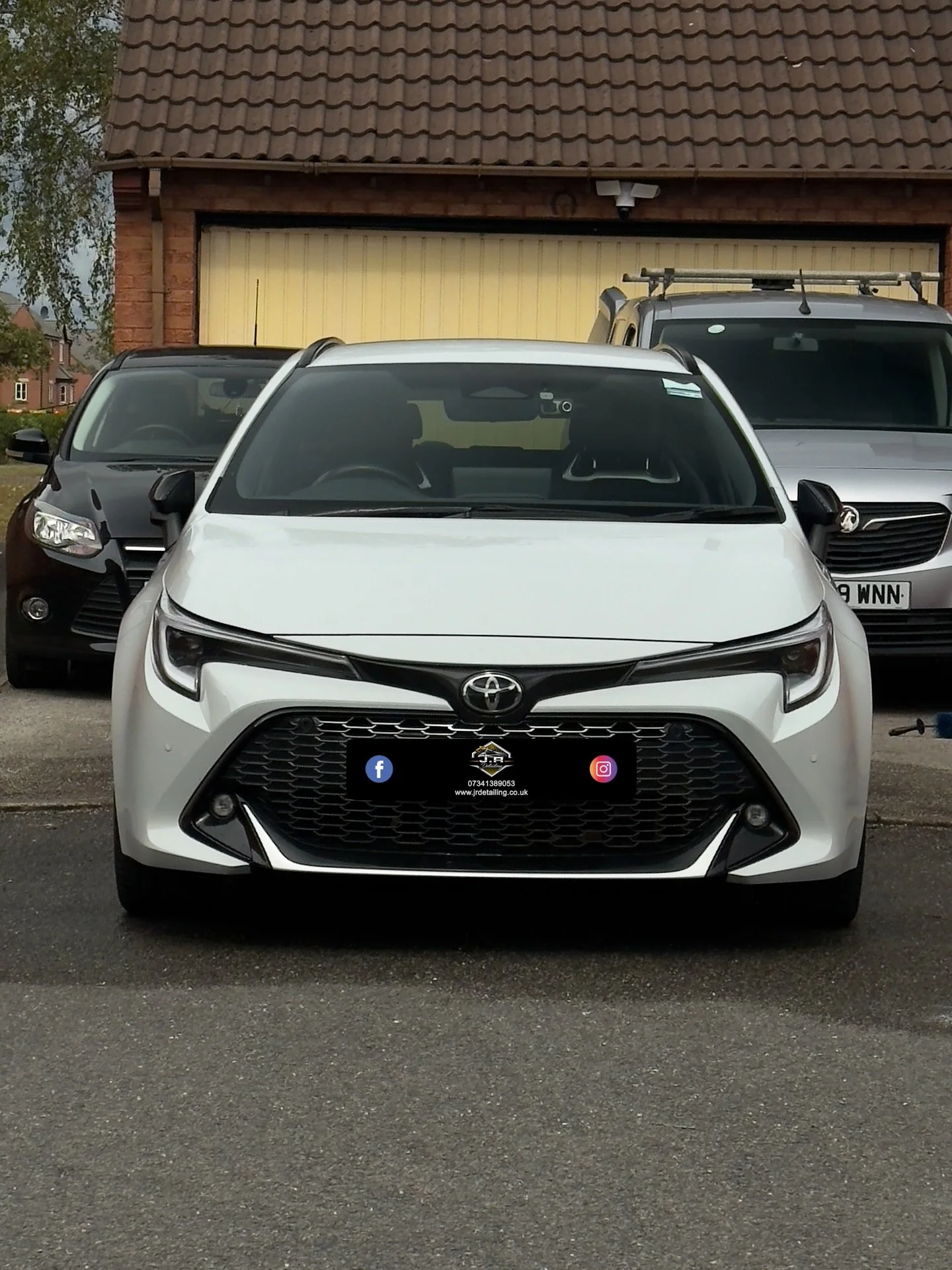 Toyota Corolla GR Sport – Exterior Valet ✨
This GR Sport was treated to a full exterior valet, leaving the paintwork refreshed and the car looking sharp again. 💎
From wheels to paintwork, every inch was carefully cleaned and protected.
📍 Mo