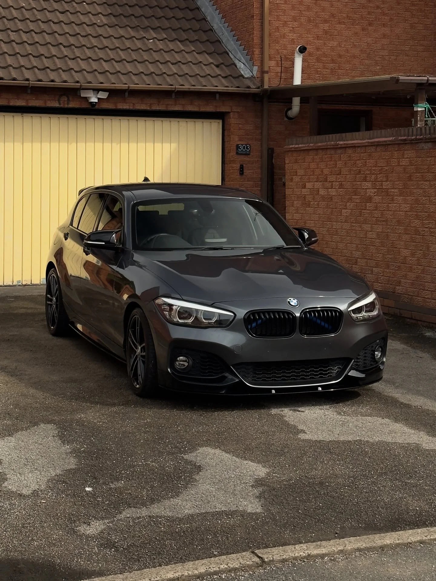 BMW 1 Series – Stage One Paint Correction + 6 Month Ceramic ✨
We carried out a full Stage One correction to bring back gloss and clarity to the paintwork, followed by a 6-month ceramic coating for lasting protection and shine. 💎
This package