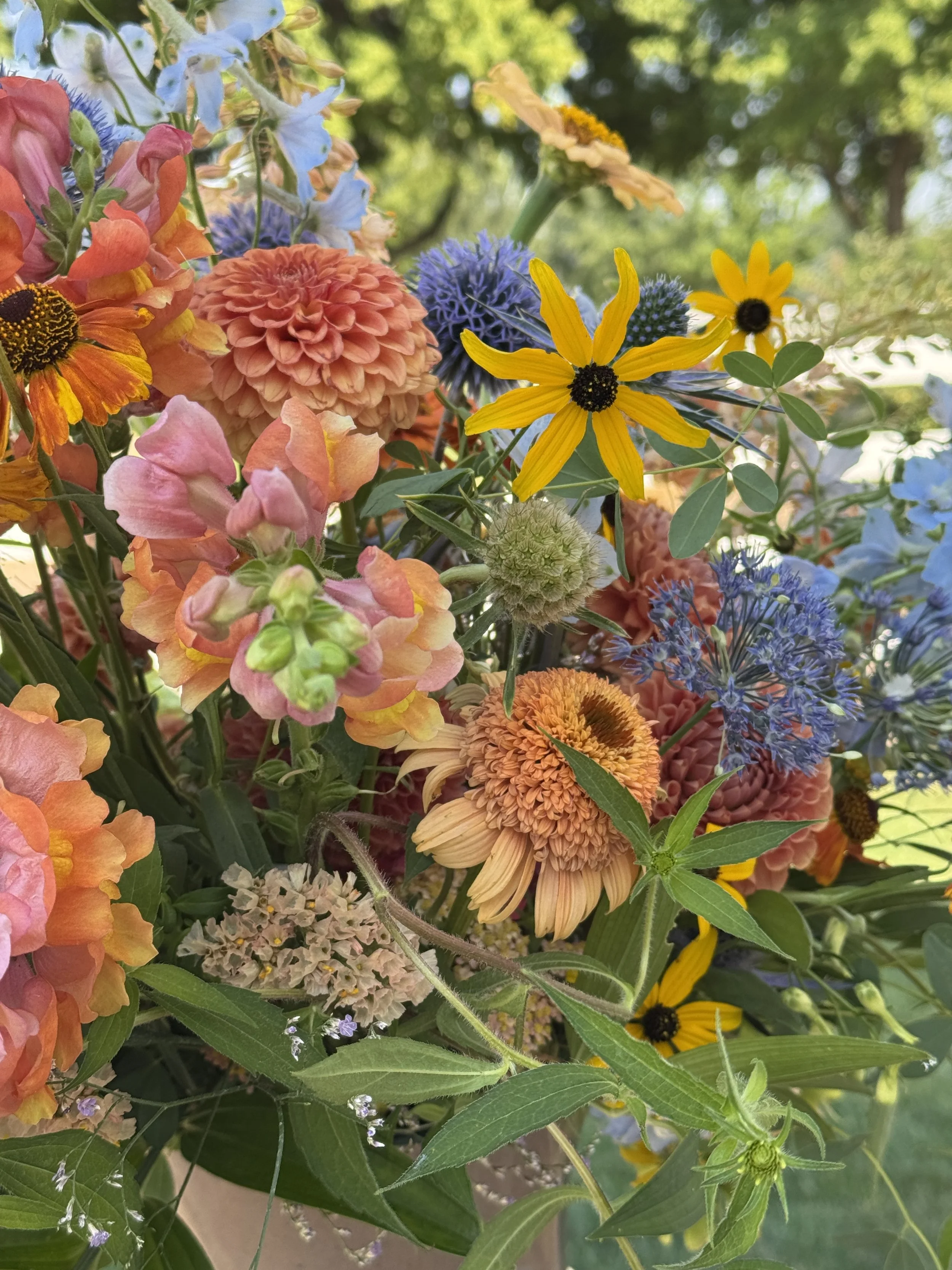 Summer Ella June Gardens bouquet