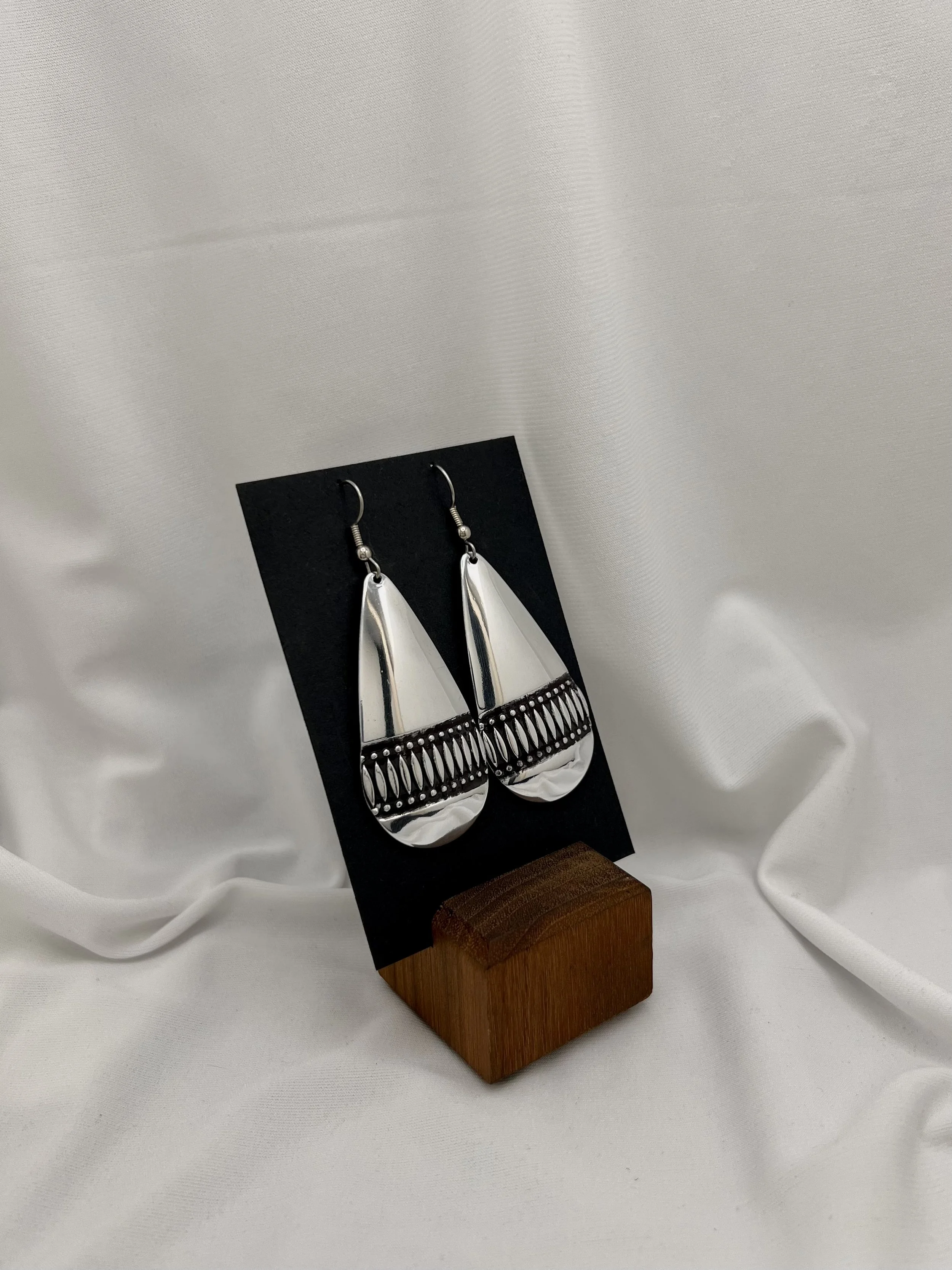 XL Teardrop Earrings w/ Bottom Border