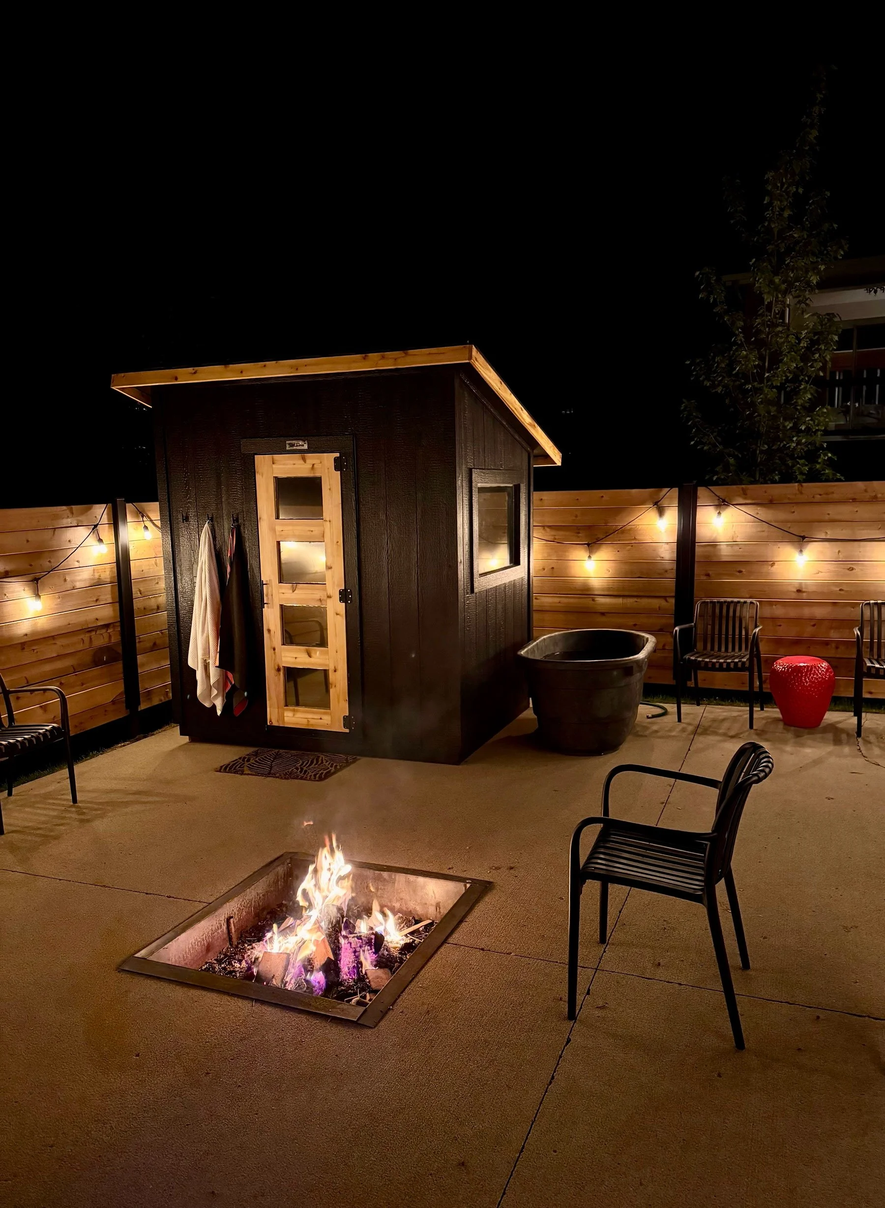 Tate-Sauna-Night.jpg