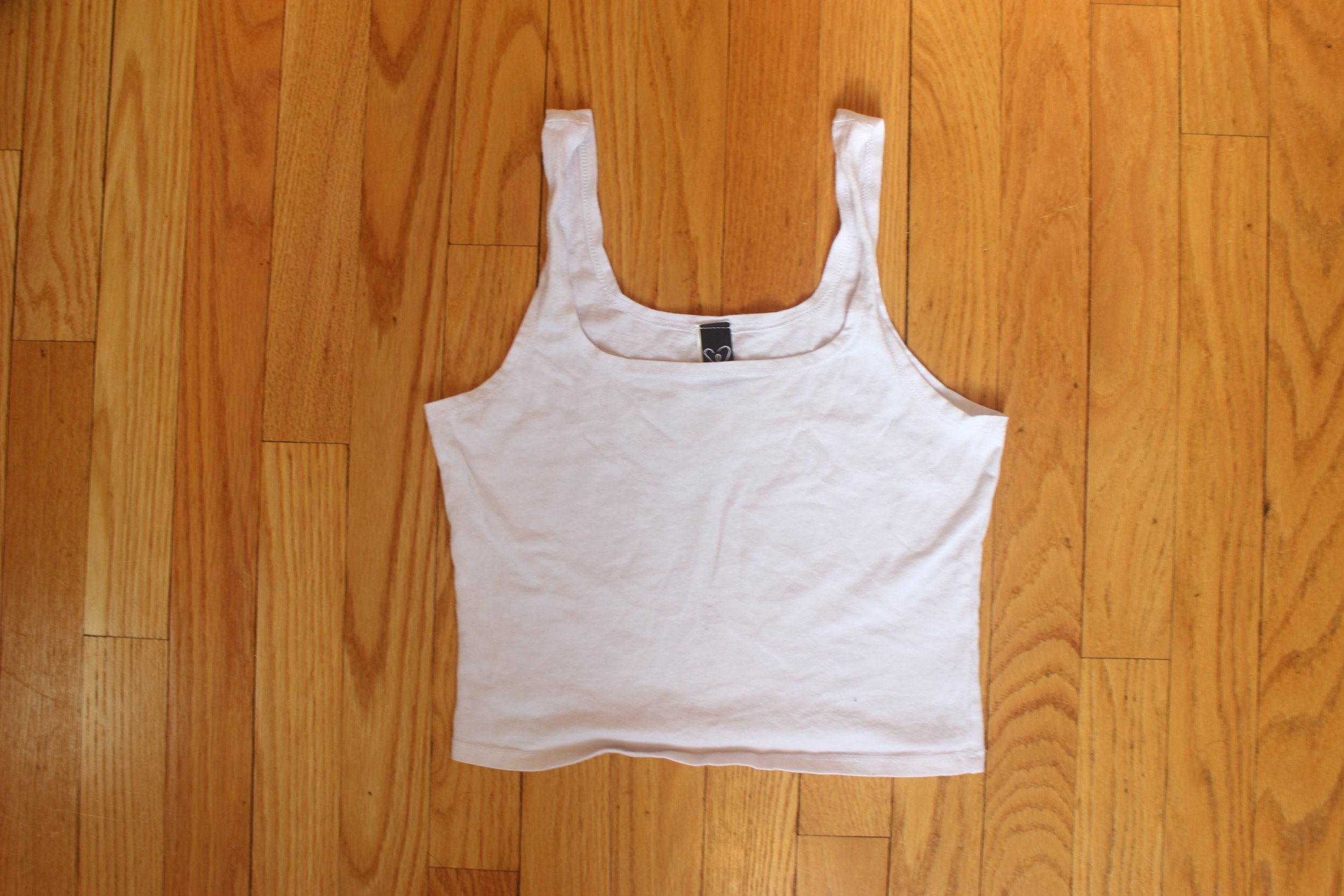Windsor White Ribbed Crop Tank – Size M