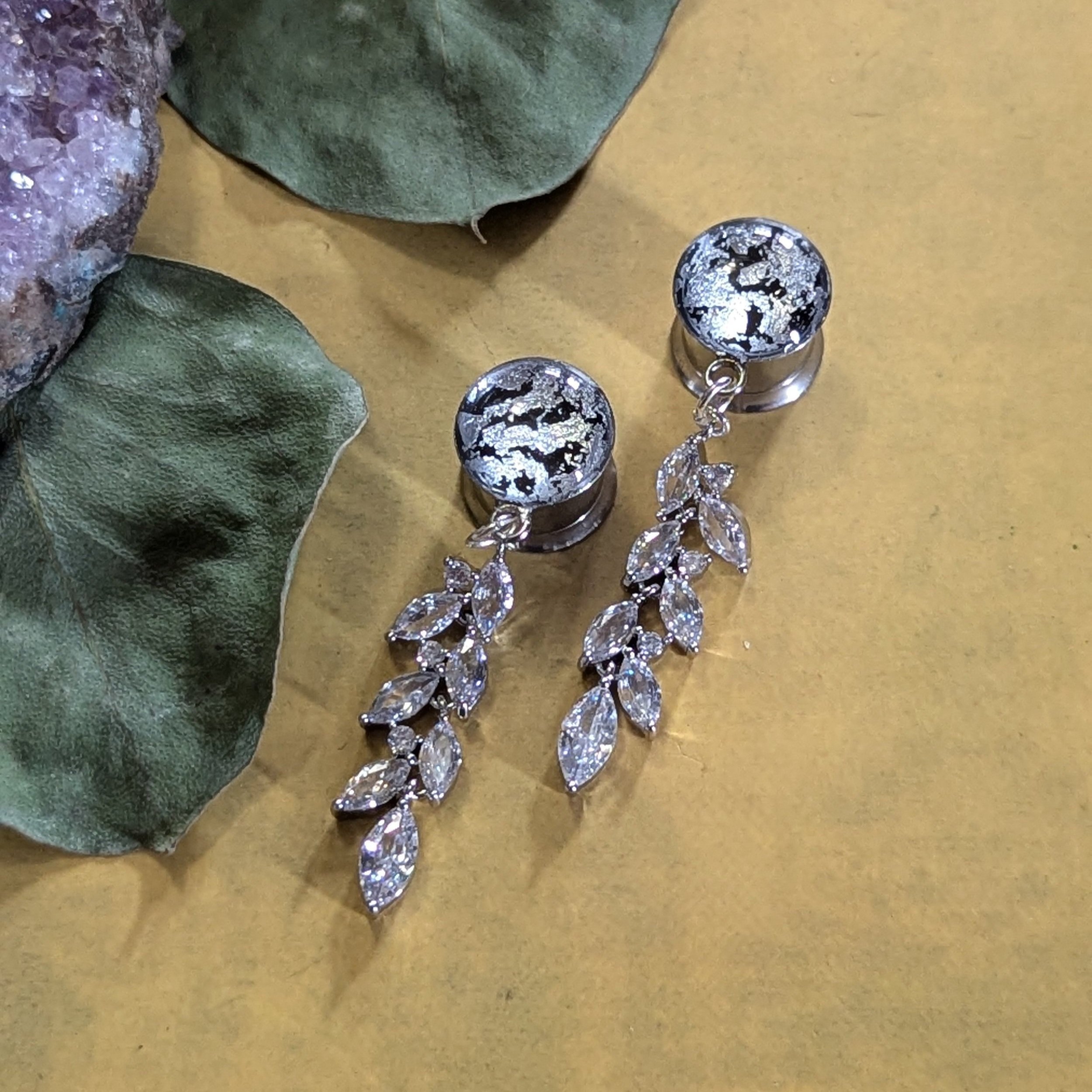 Crystal dangle gauges