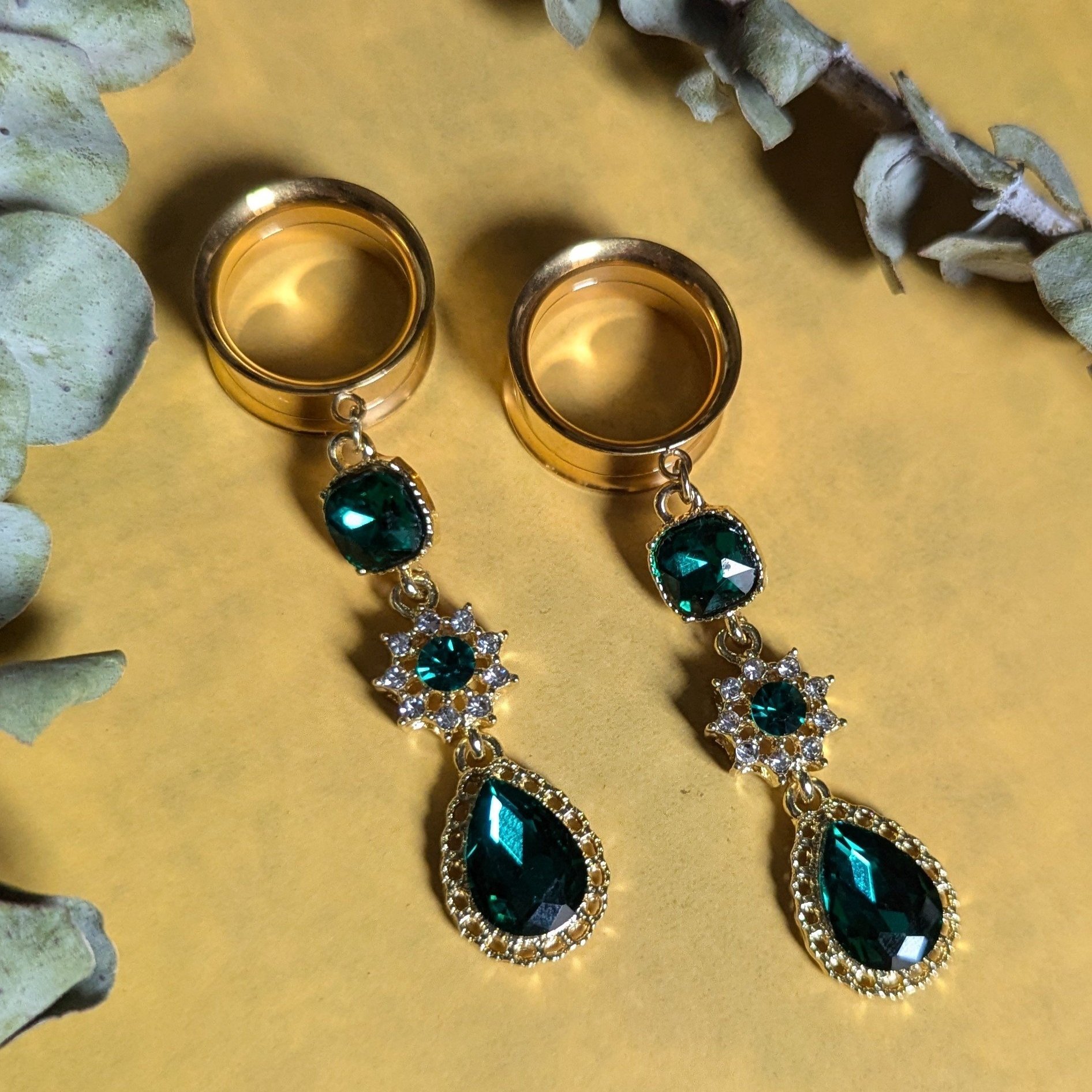 Emerald dangle gauges plugs tunnels