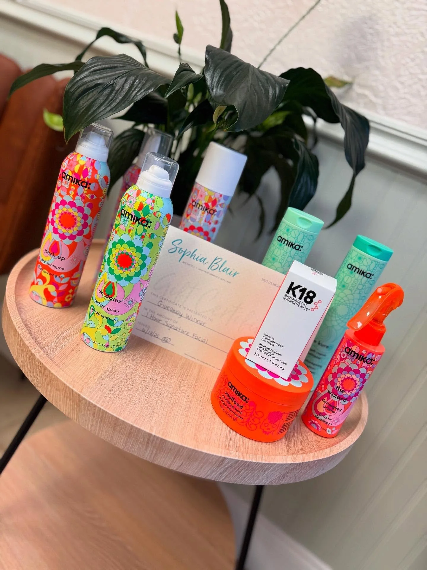 Don&rsquo;t forget to head over to @citruscosalon and enter the giveaway!!