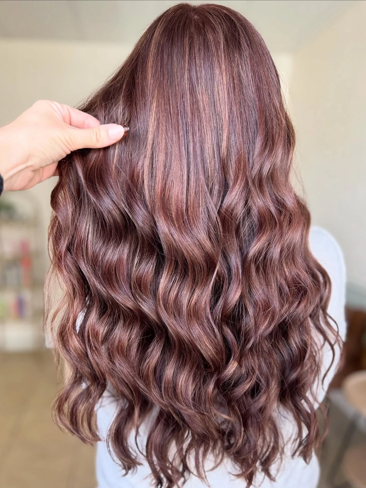 Custom color by your fav stylist 🖌️😮&zwj;💨

#highlandscountyhairstylist  #sebringflorida #highlandscountybeauty #citruscosalon #sebringflhairstylist #redkenartist #bioioniclongbarrel #hometowntakeoversebringfl