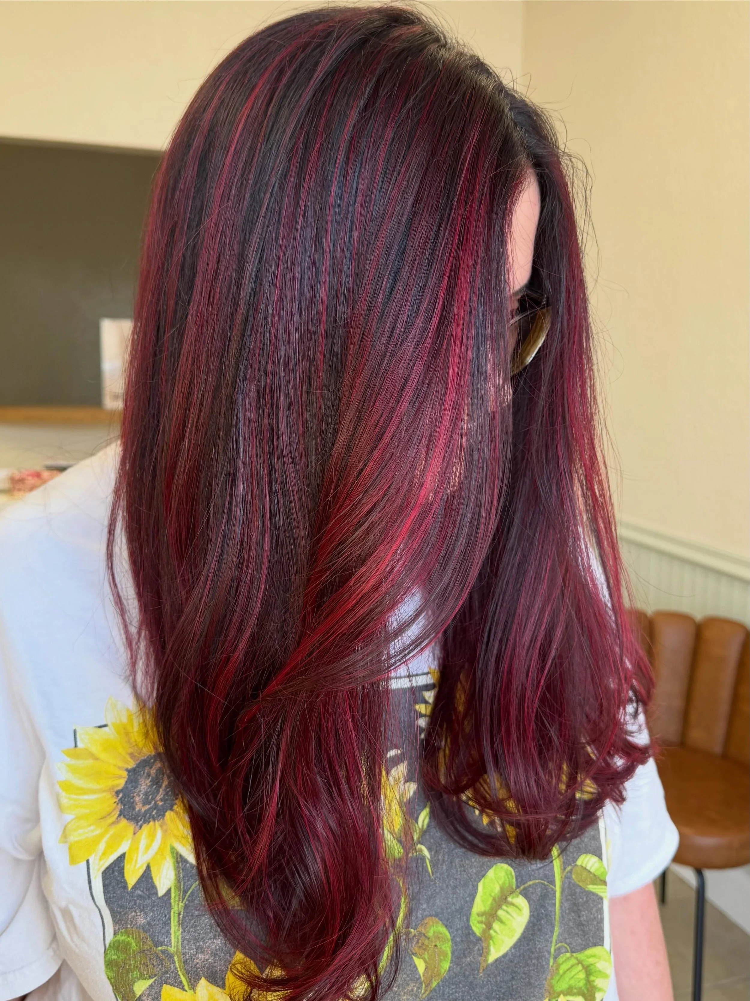If you&rsquo;ve been looking for a sign to get your hair done, this is it 🫣😮&zwj;💨

#highlandscountyhairstylist  #sebringflorida #highlandscountybeauty #citruscosalon #sebringflhairstylist