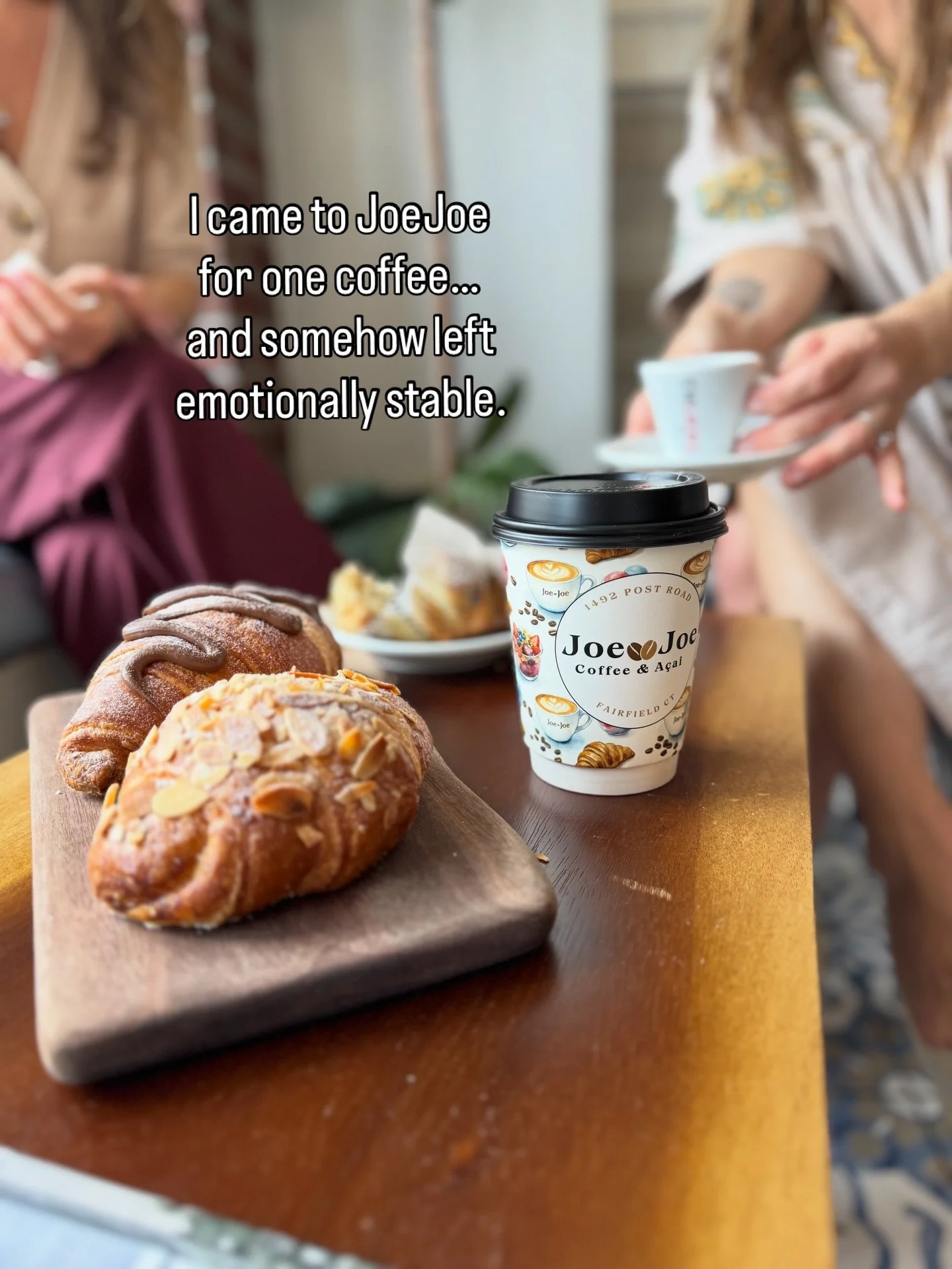 When you need a good cup of coffee and a friend to talk to&hellip; JoeJoe is your spot&hellip;

#coffeelovers #localcoffee #coffeetime #fairfieldct #coffeebreak