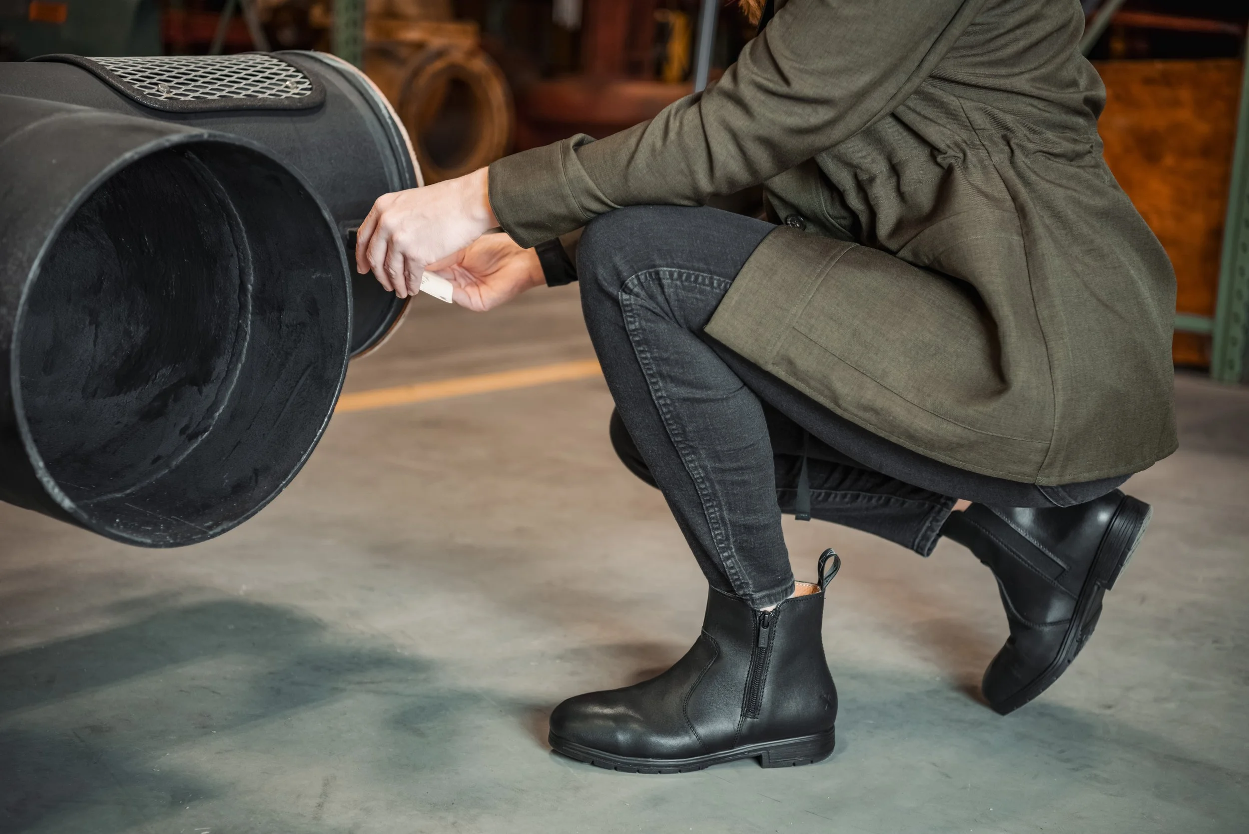 7 - Xena_Omega-EH-Stylish-Black-3.jpg