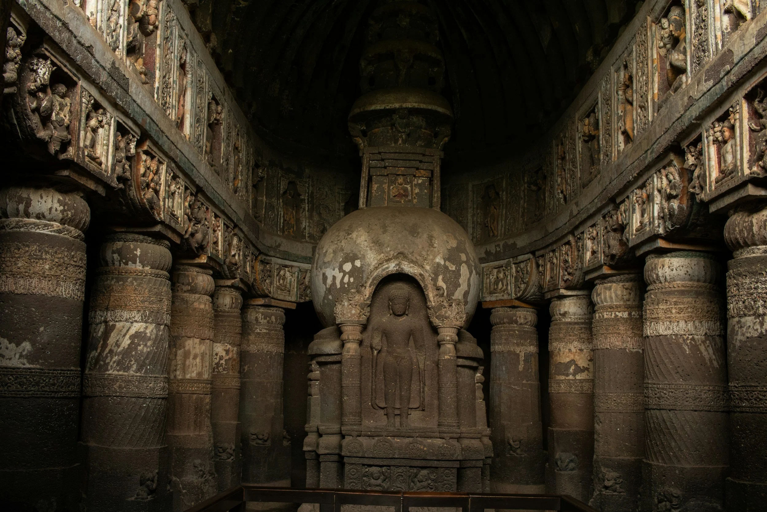 Dark fantasy throne in an ancient stone hall for my Game of Thrones review